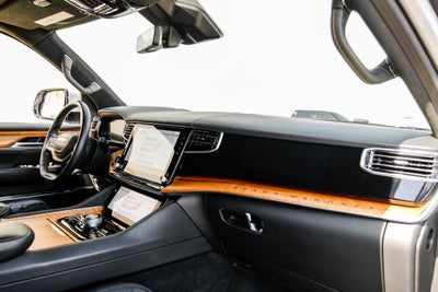 2022 Jeep Grand Wagoneer Series III