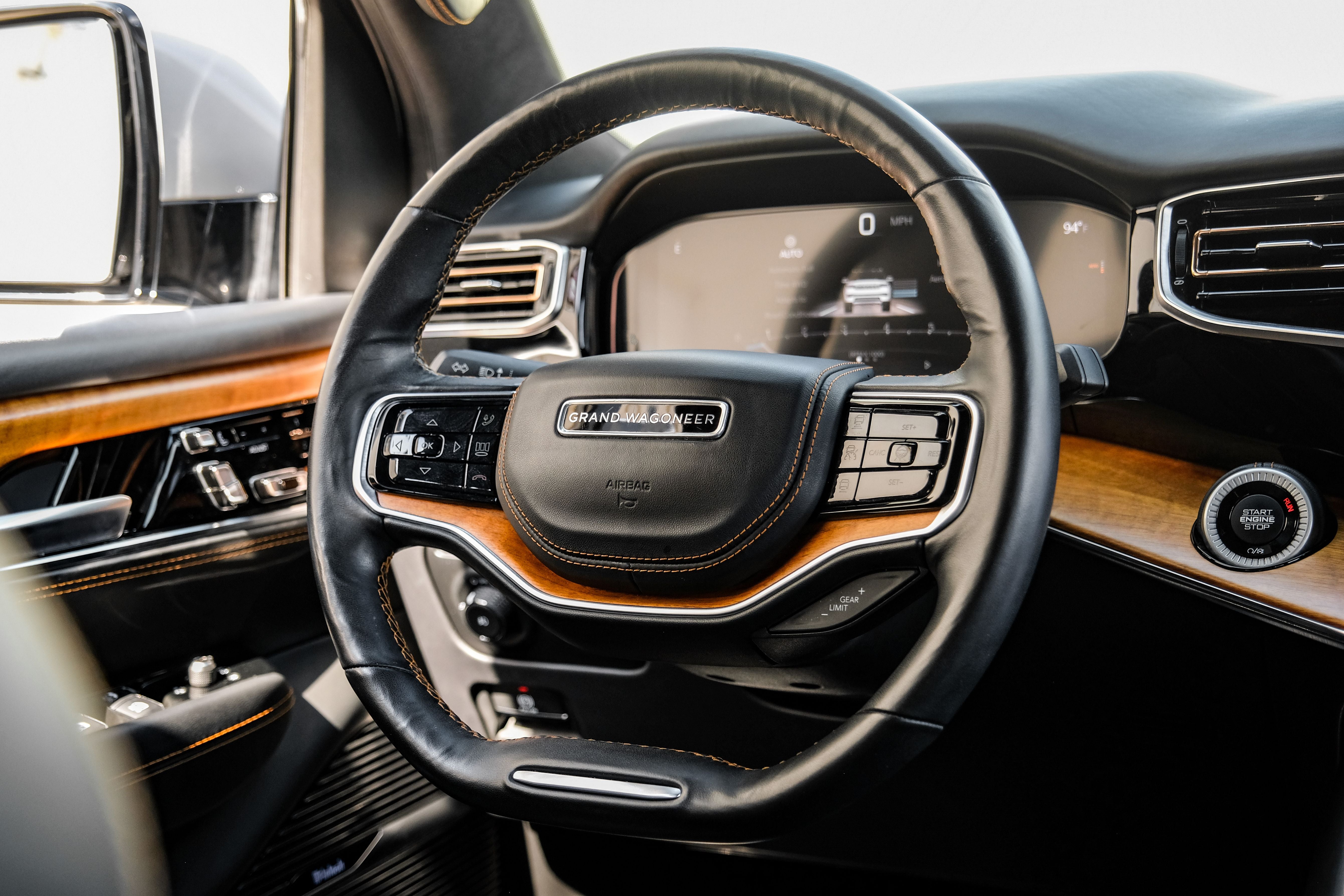 2022 Jeep Grand Wagoneer Series III