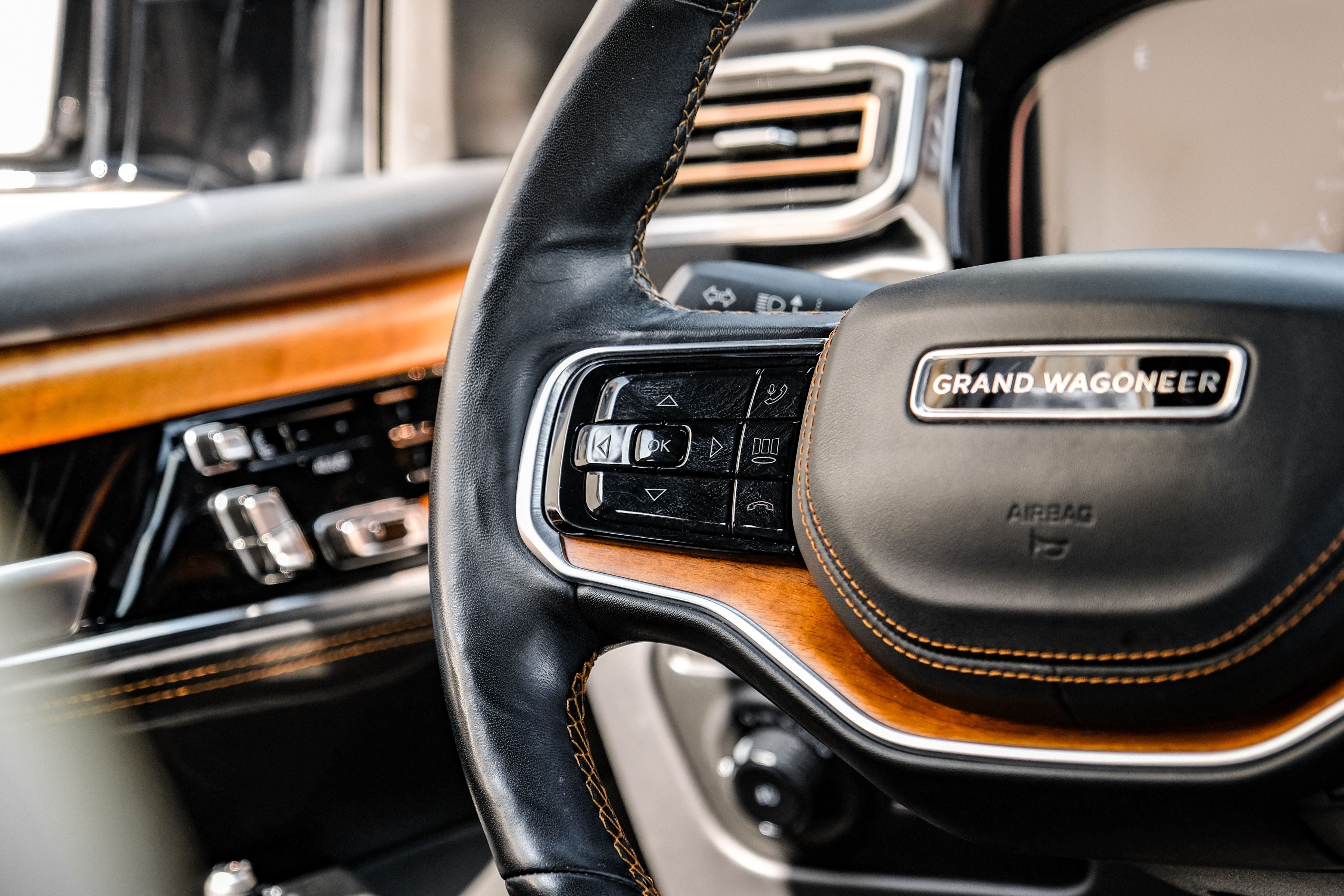 2022 Jeep Grand Wagoneer Series III