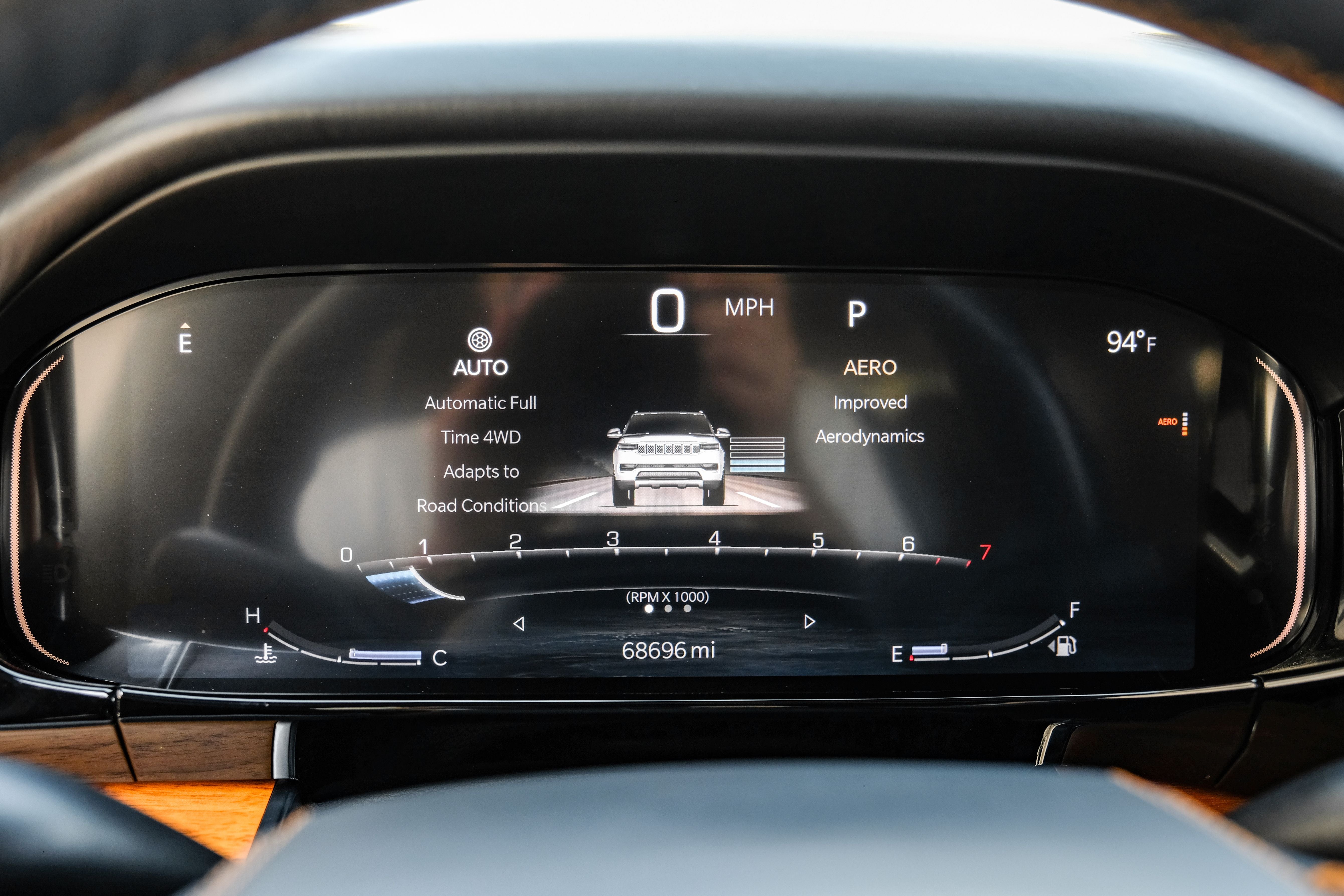 2022 Jeep Grand Wagoneer Series III