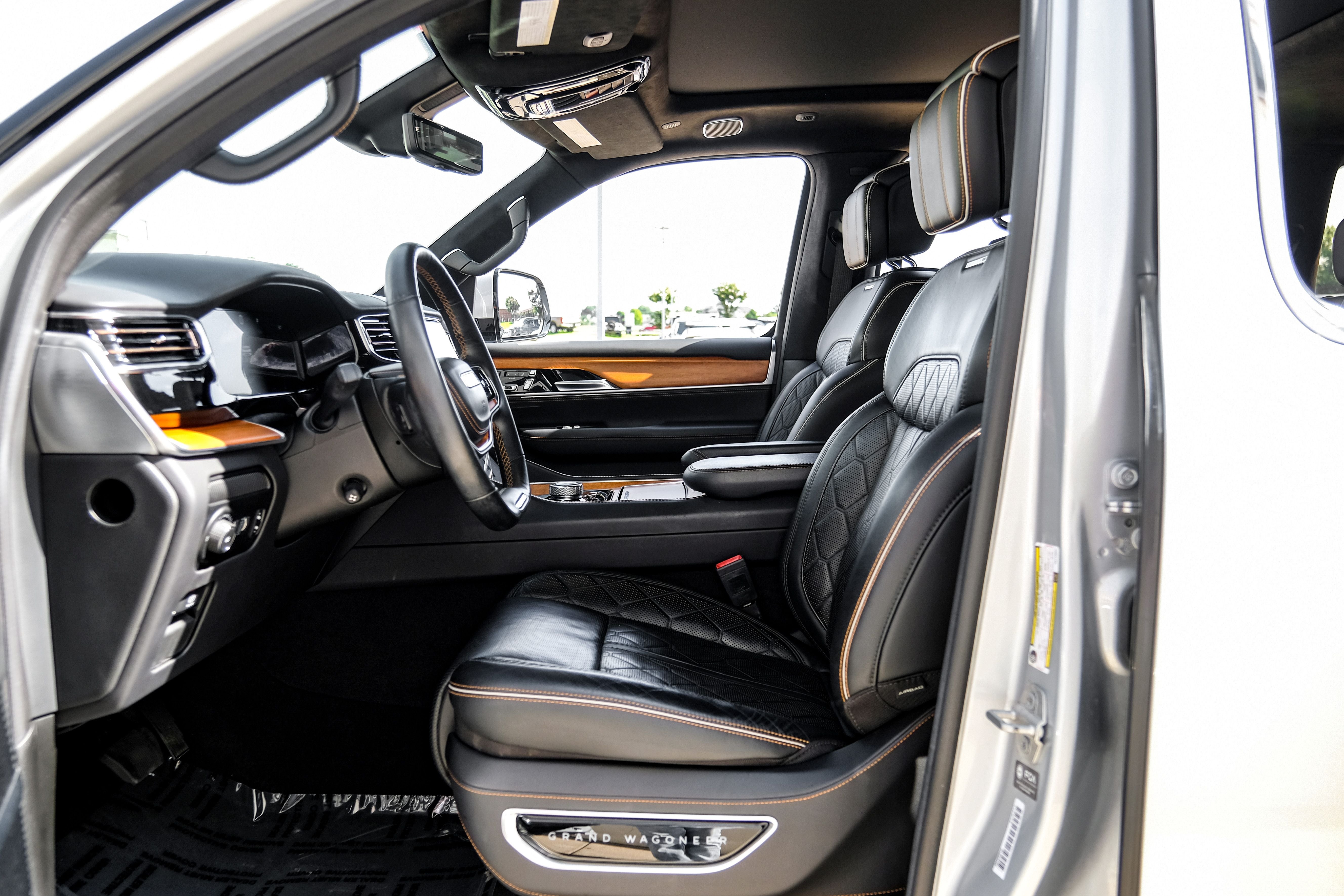 2022 Jeep Grand Wagoneer Series III