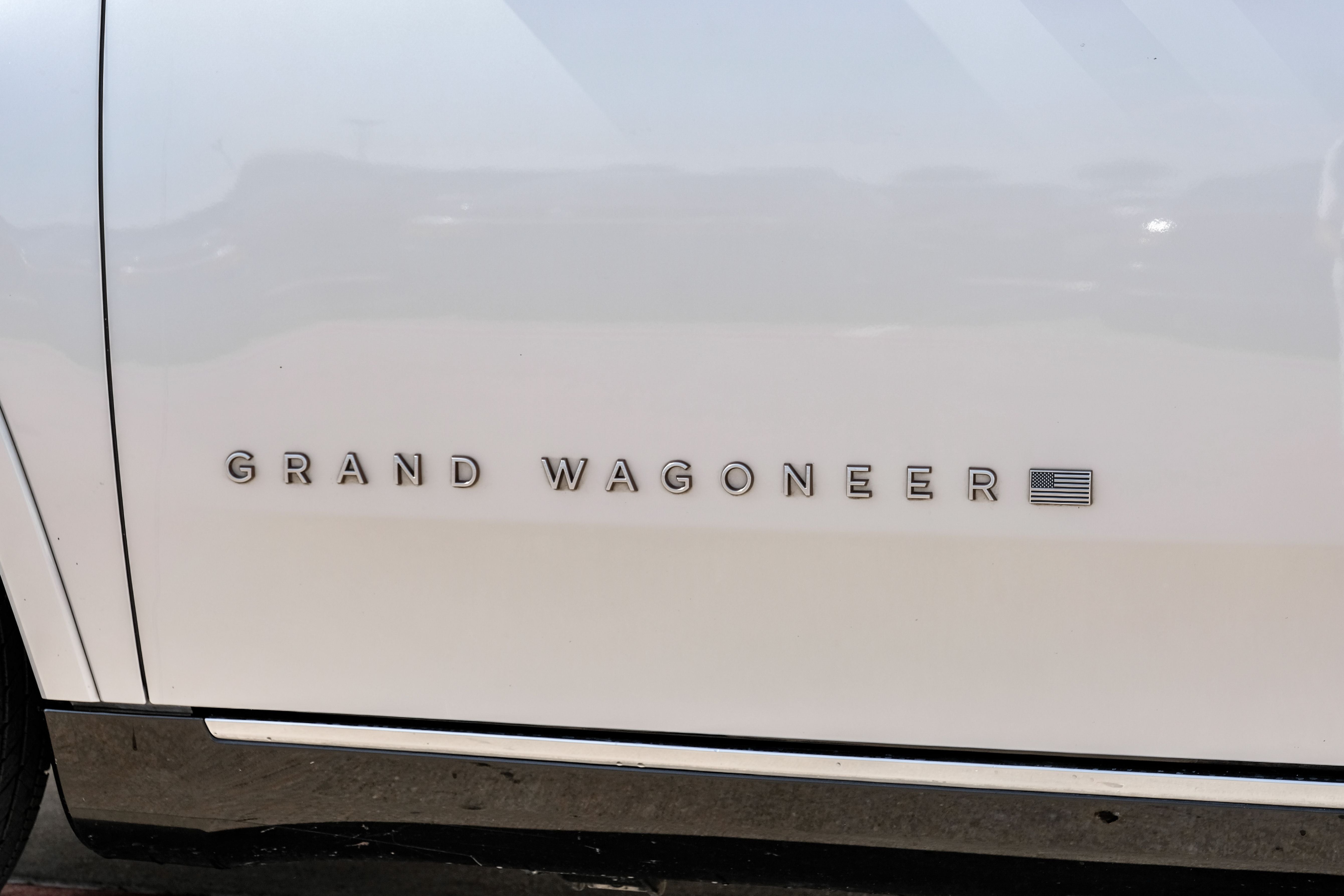 2022 Jeep Grand Wagoneer Series III