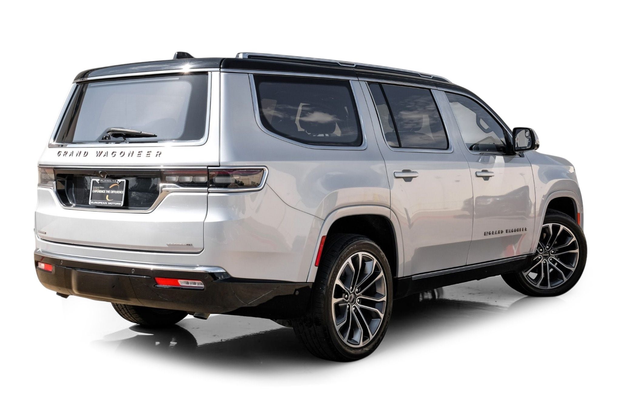 2022 Jeep Grand Wagoneer Series III