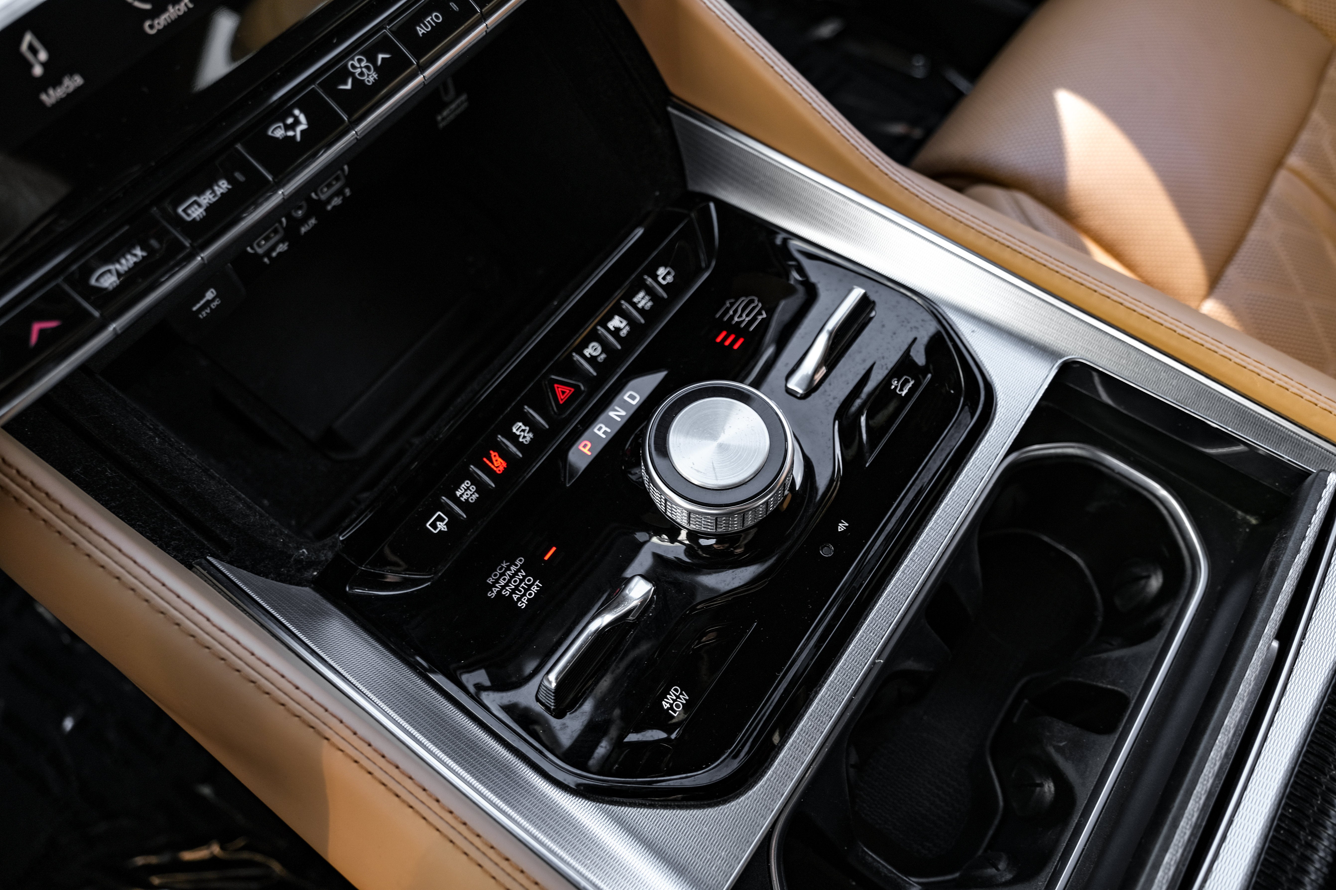 2022 Jeep Grand Wagoneer Series III