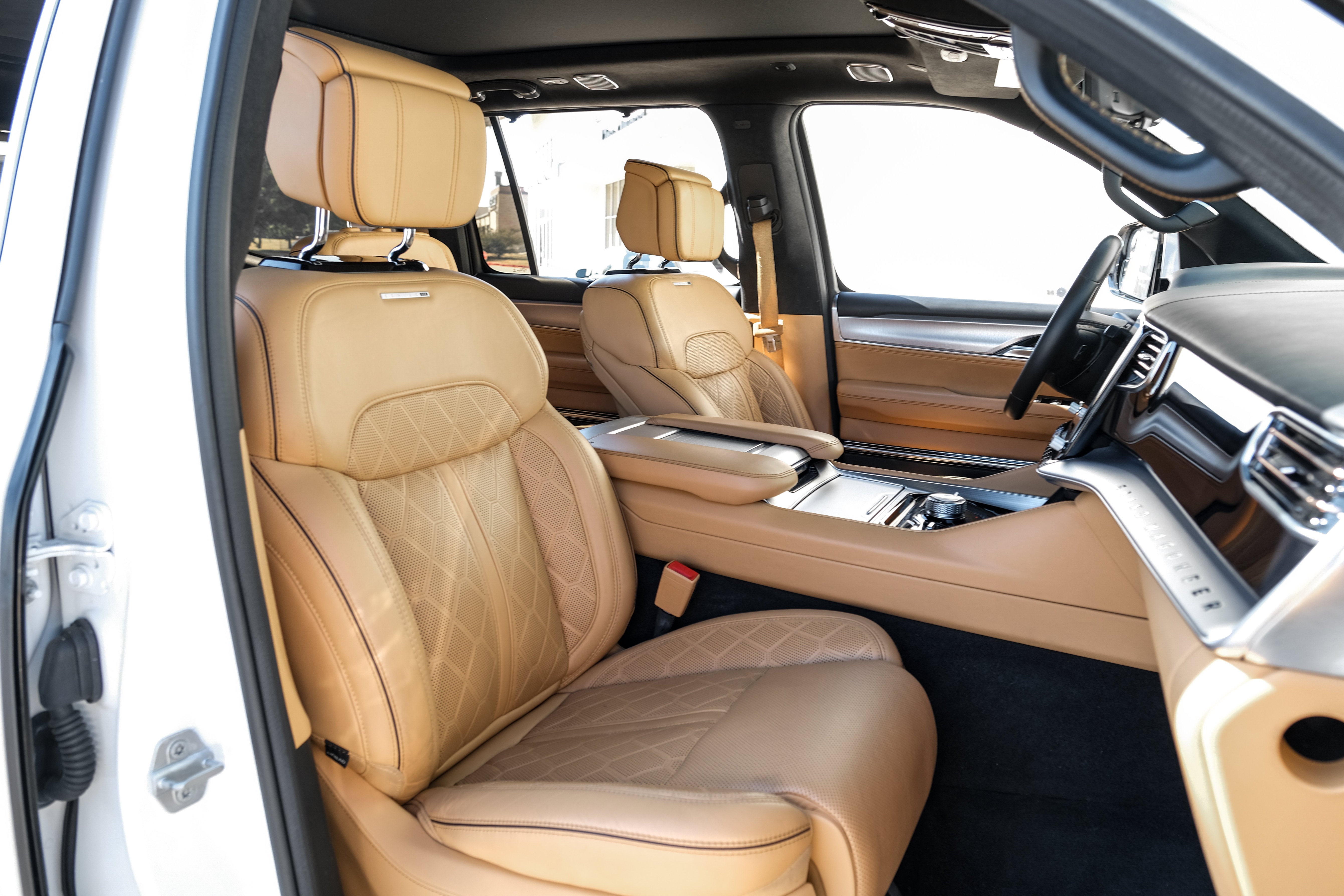 2022 Jeep Grand Wagoneer Series III