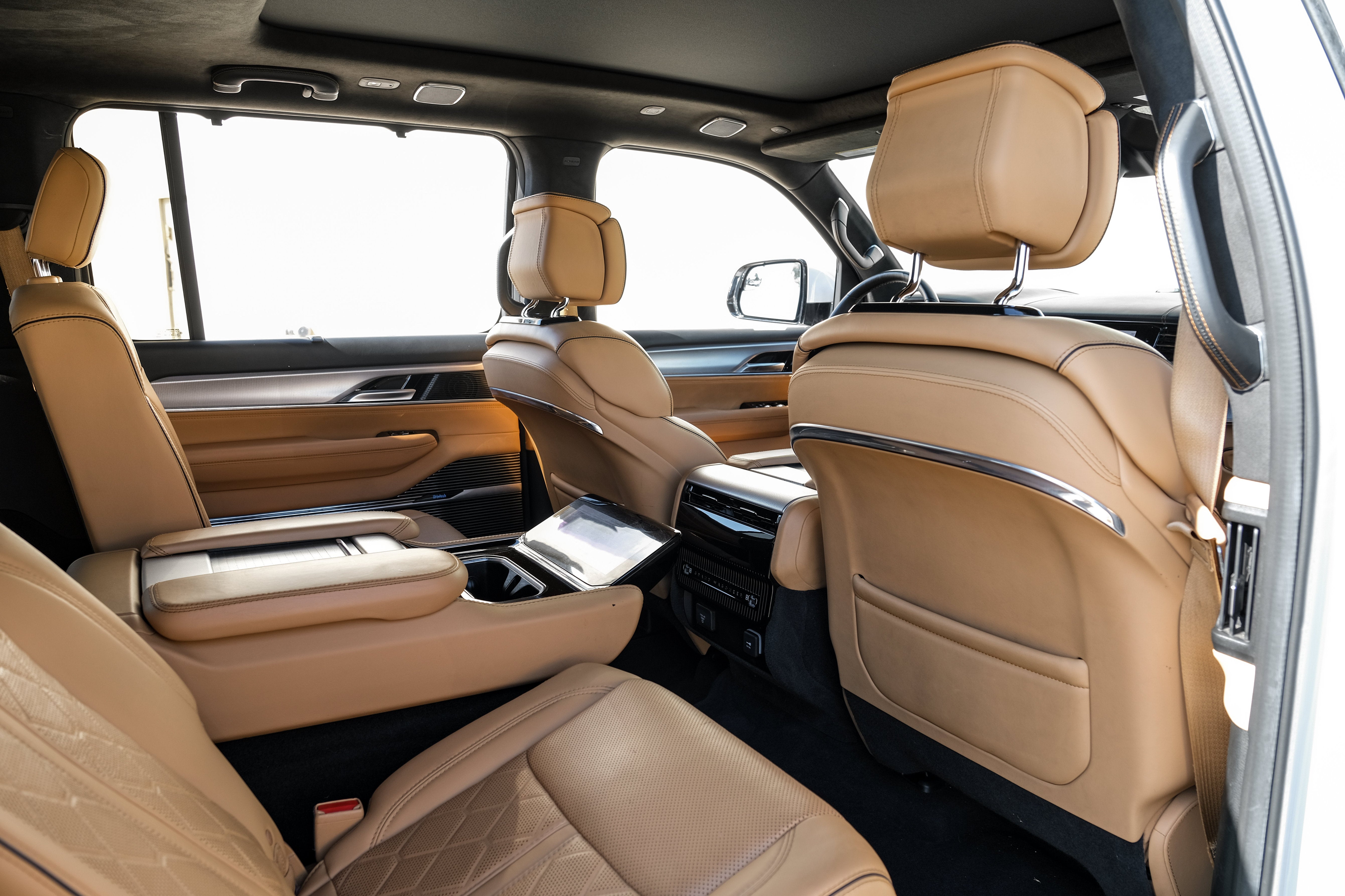 2022 Jeep Grand Wagoneer Series III