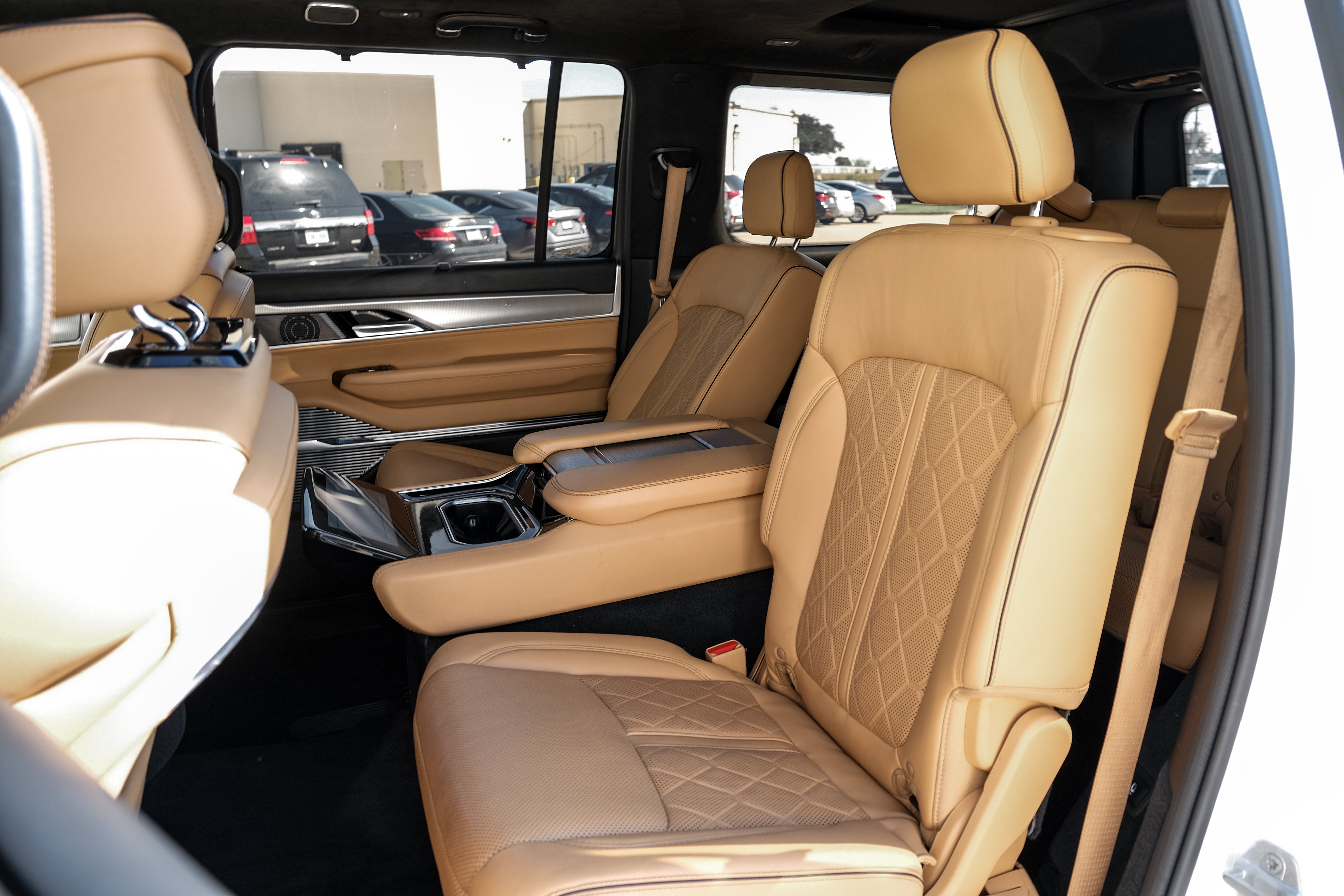 2022 Jeep Grand Wagoneer Series III
