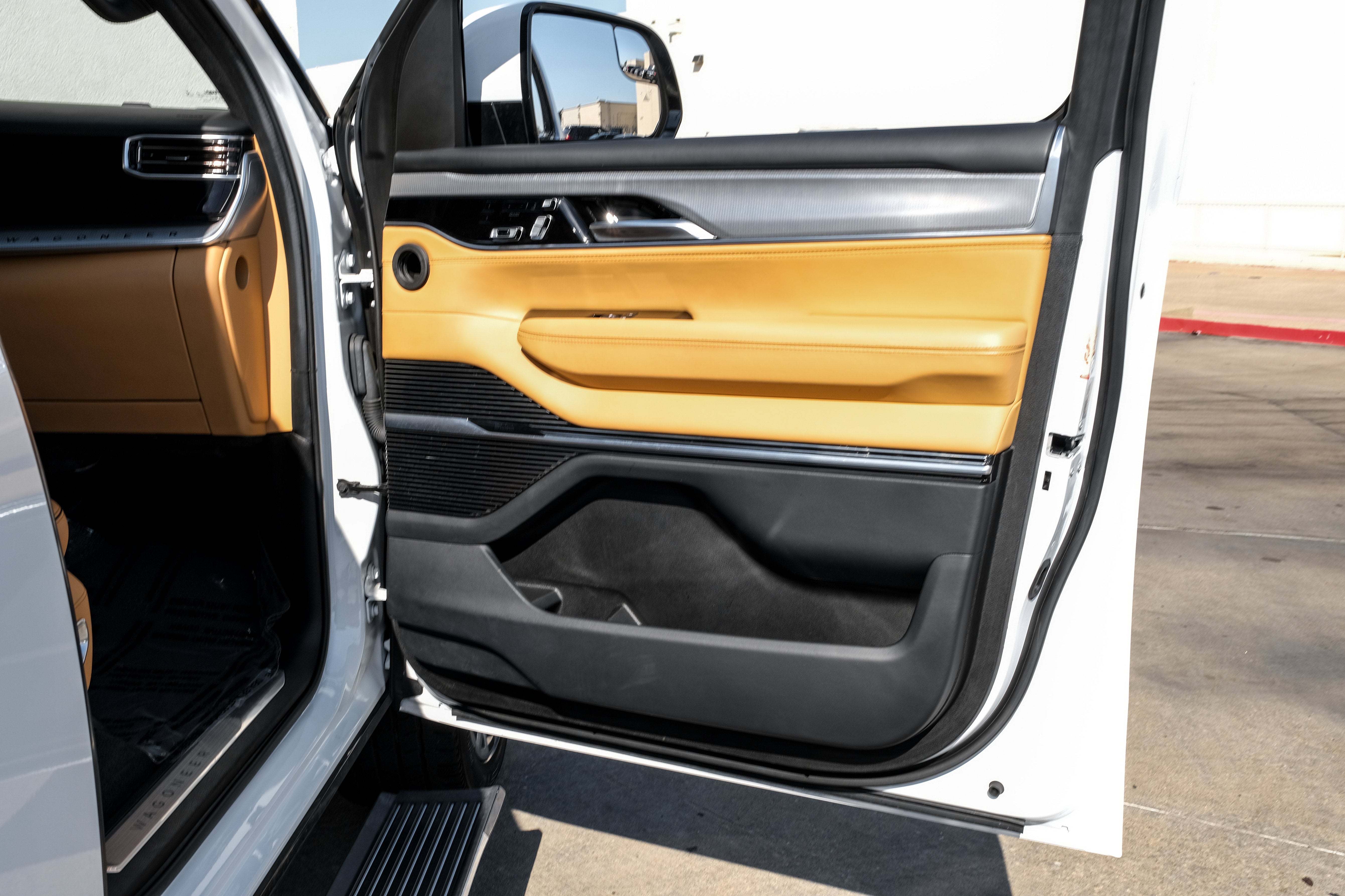 2022 Jeep Grand Wagoneer Series III