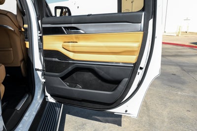 2022 Jeep Grand Wagoneer Series III