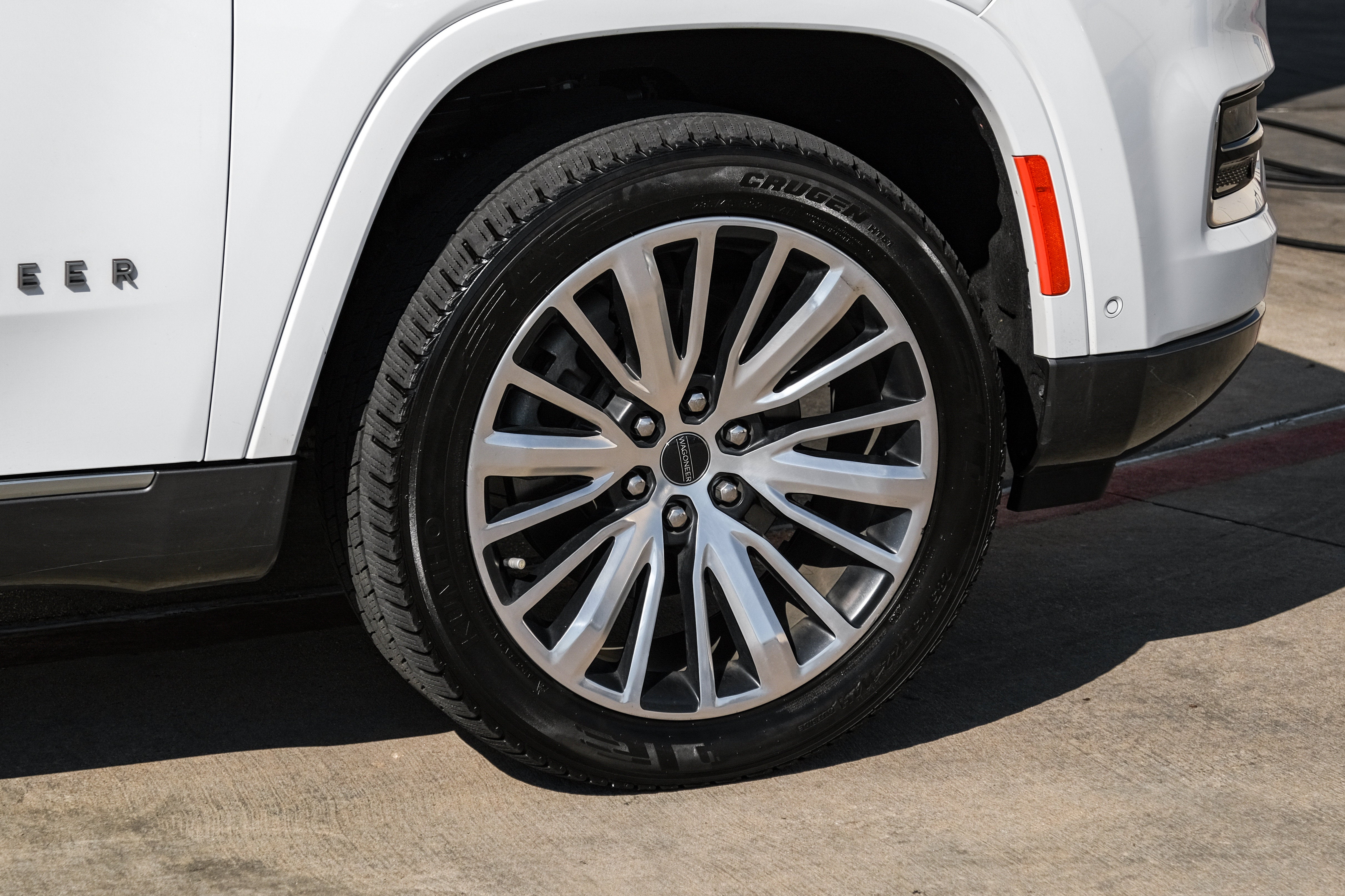 2022 Jeep Grand Wagoneer Series III