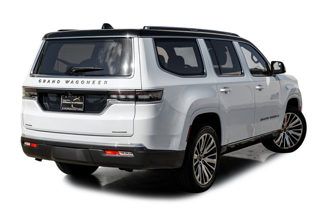 2022 Jeep Grand Wagoneer Series III