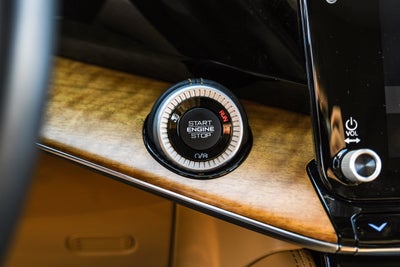 2022 Jeep Grand Wagoneer Series III