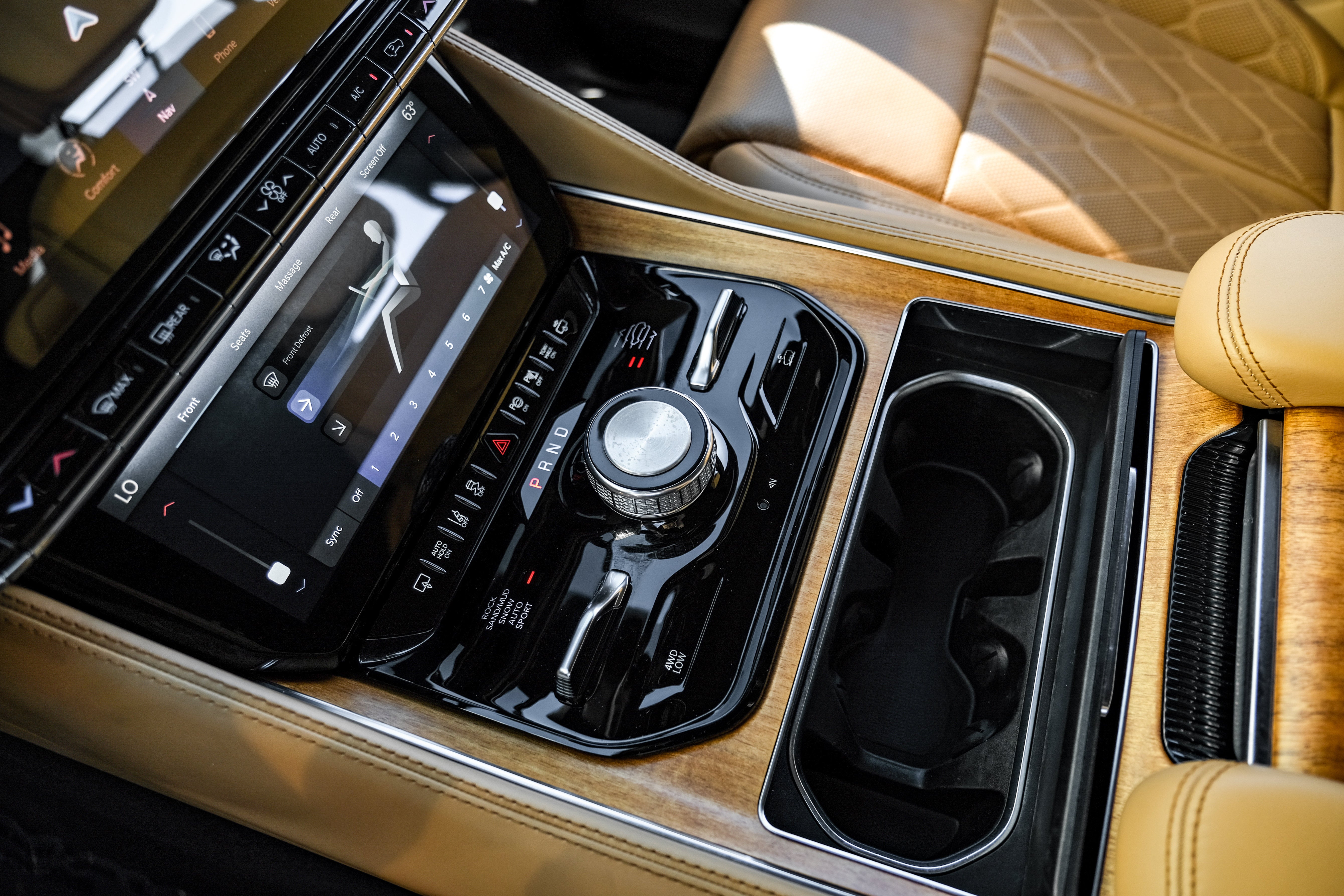 2022 Jeep Grand Wagoneer Series III