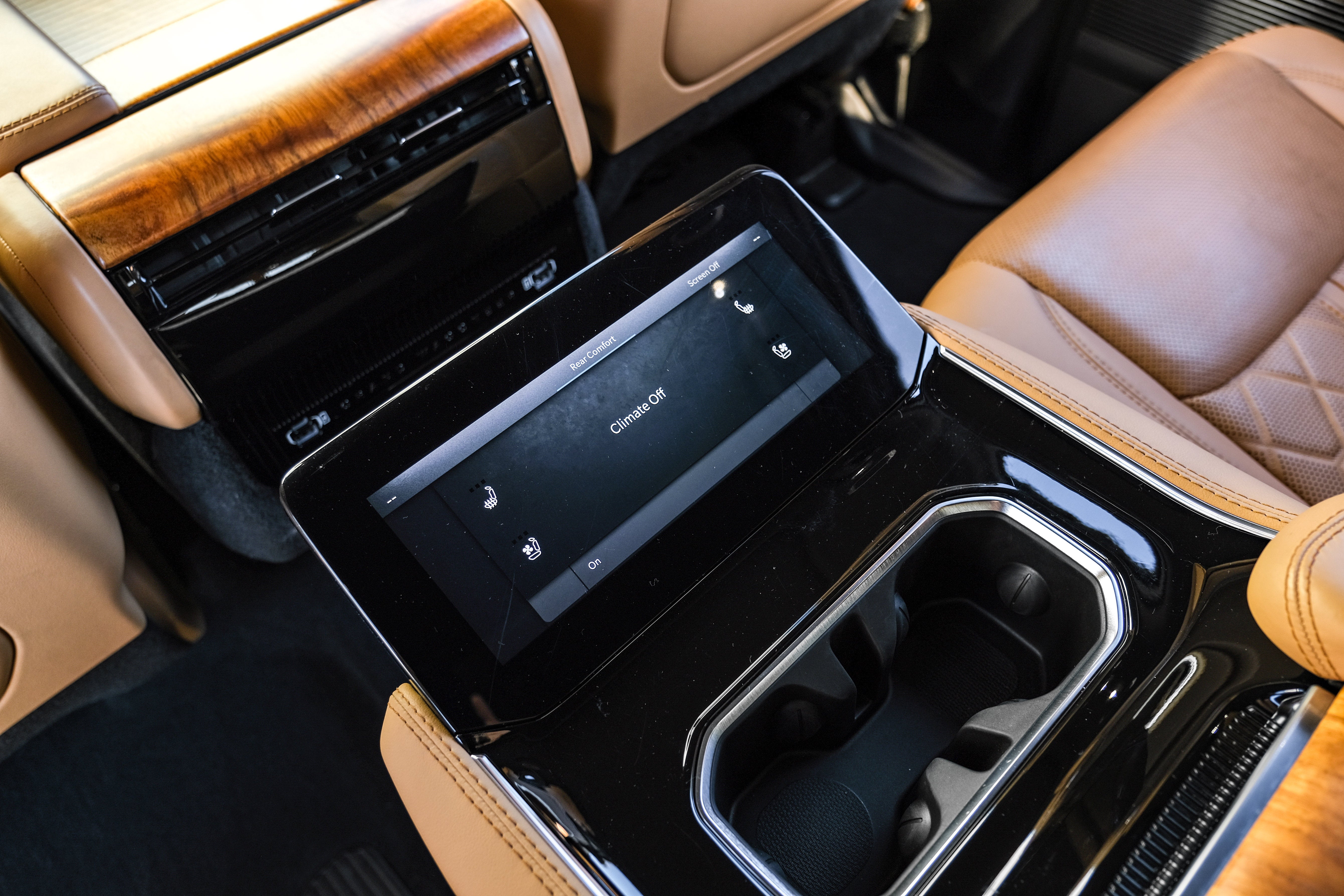 2022 Jeep Grand Wagoneer Series III
