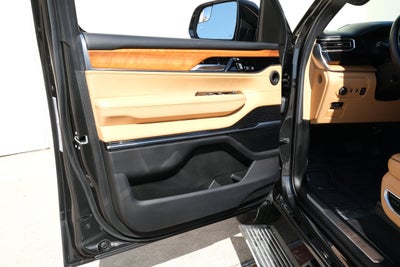 2022 Jeep Grand Wagoneer Series III