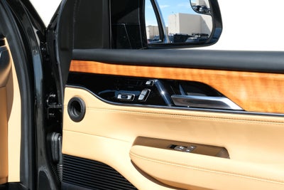 2022 Jeep Grand Wagoneer Series III