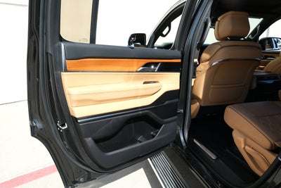 2022 Jeep Grand Wagoneer Series III