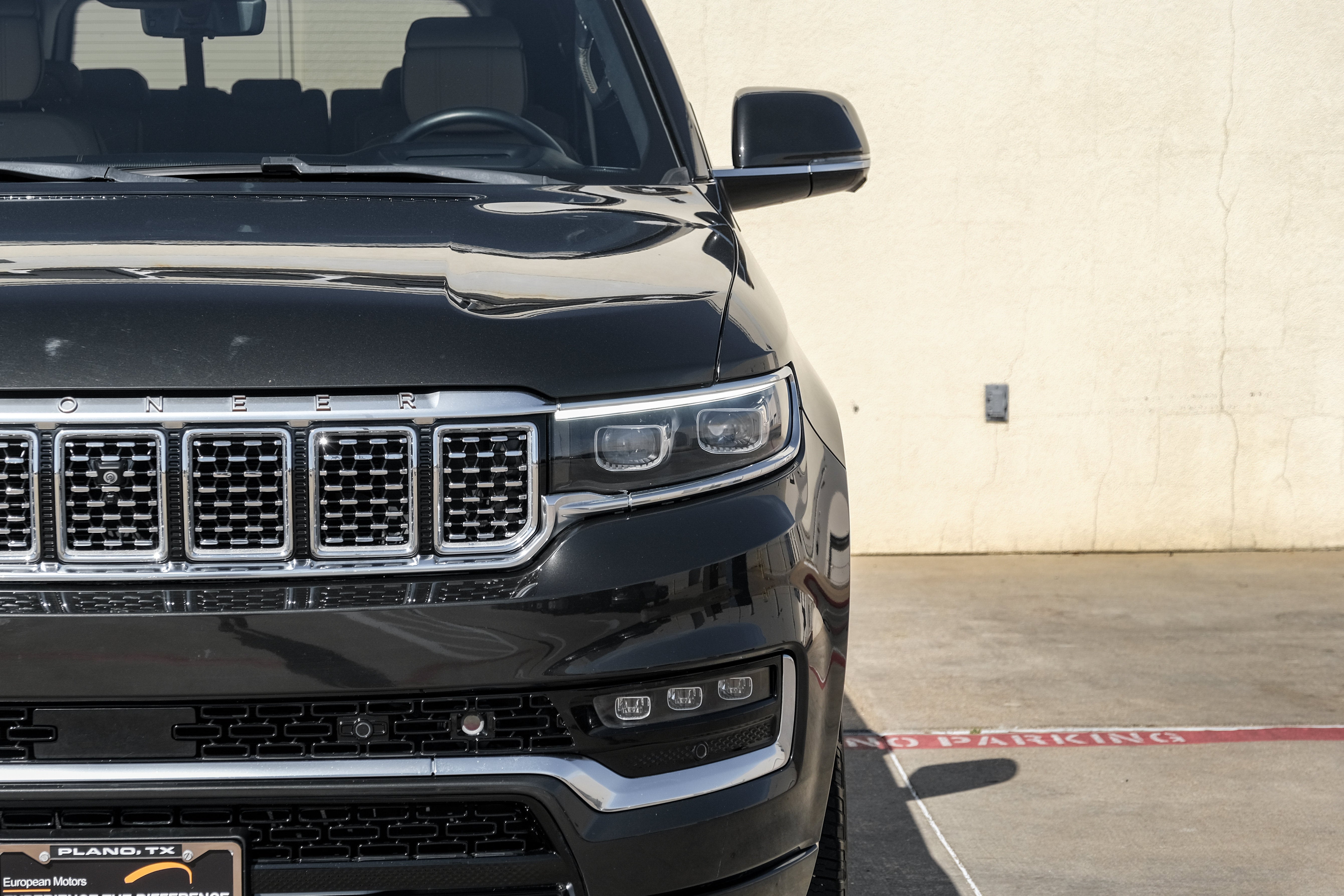 2022 Jeep Grand Wagoneer Series III