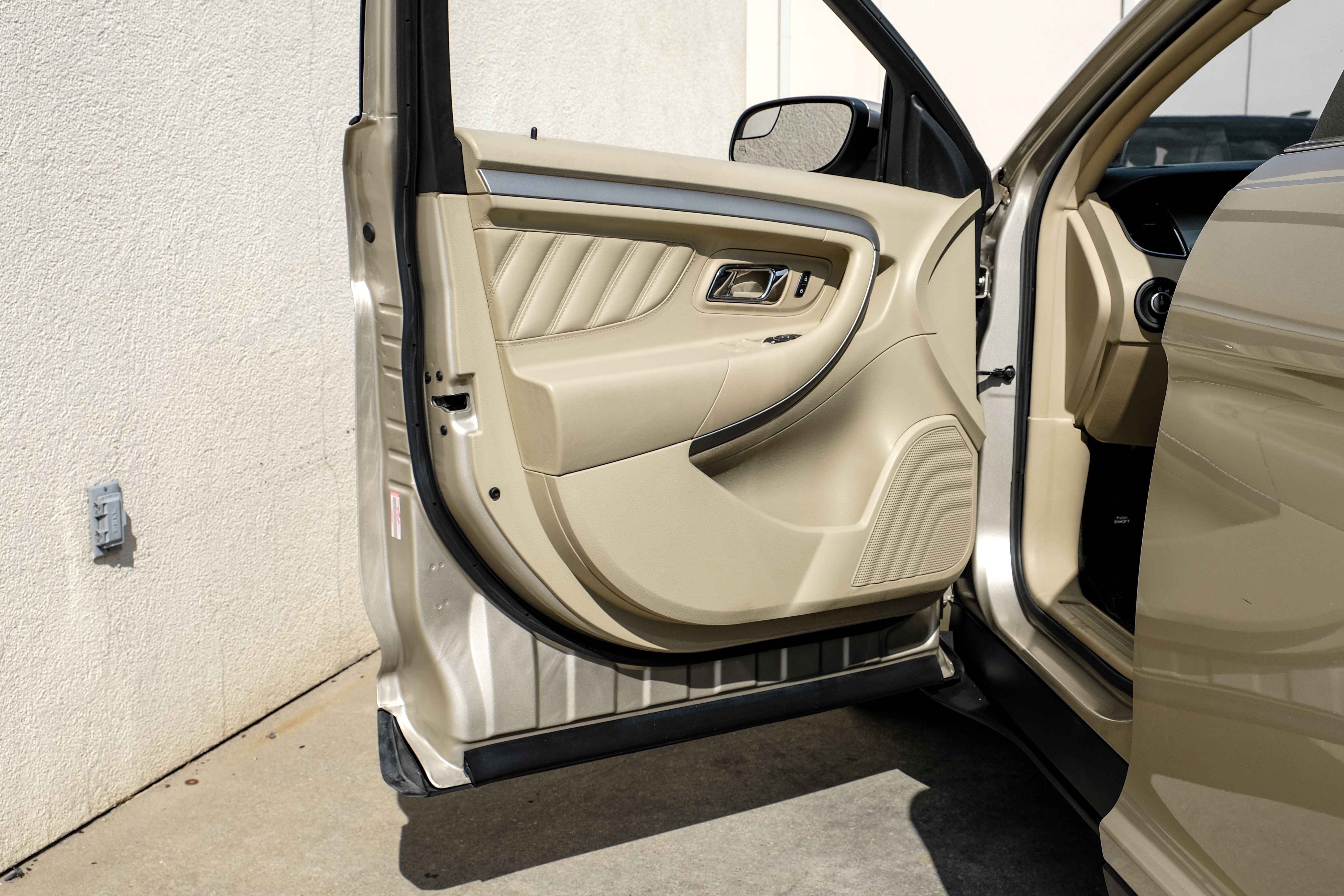 2017 Ford Taurus SEL