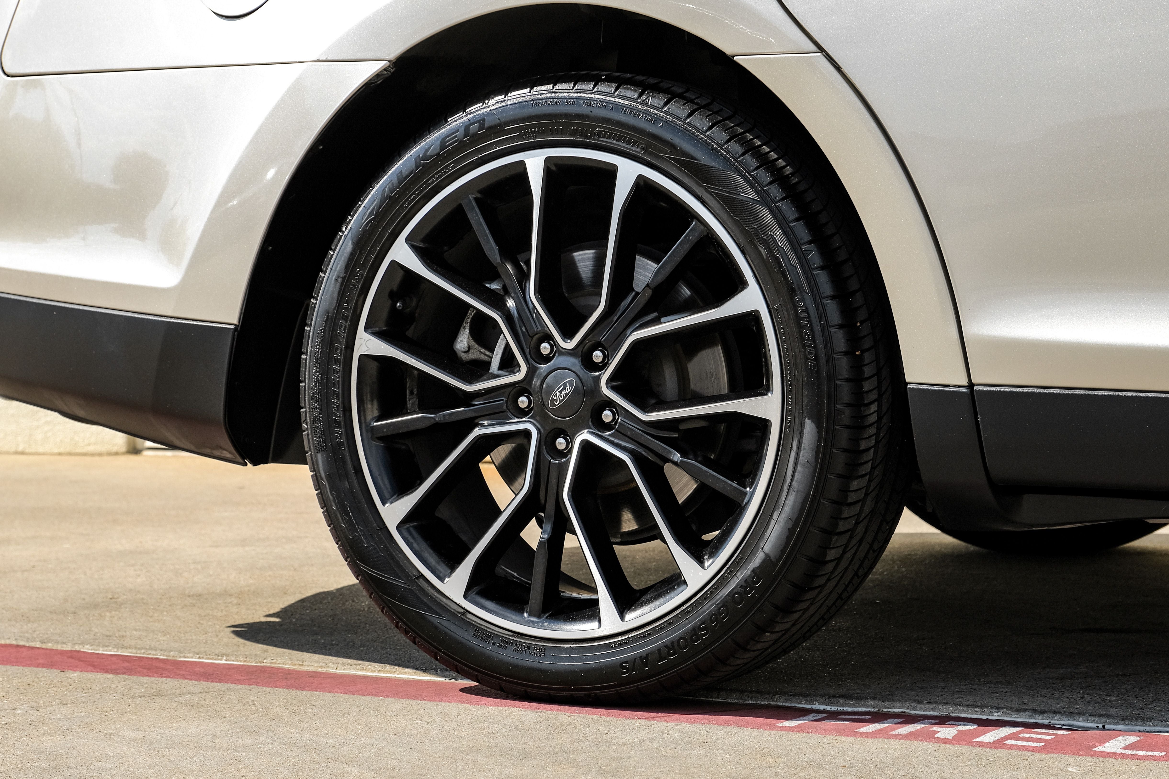 2017 Ford Taurus SEL