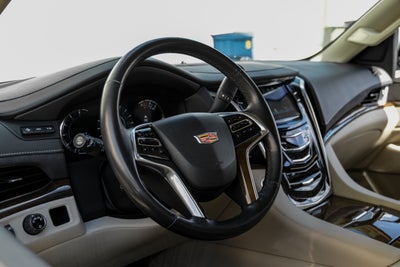 2018 Cadillac Escalade Luxury