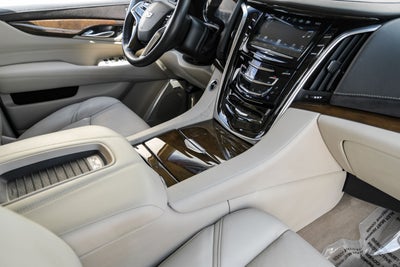 2018 Cadillac Escalade Luxury