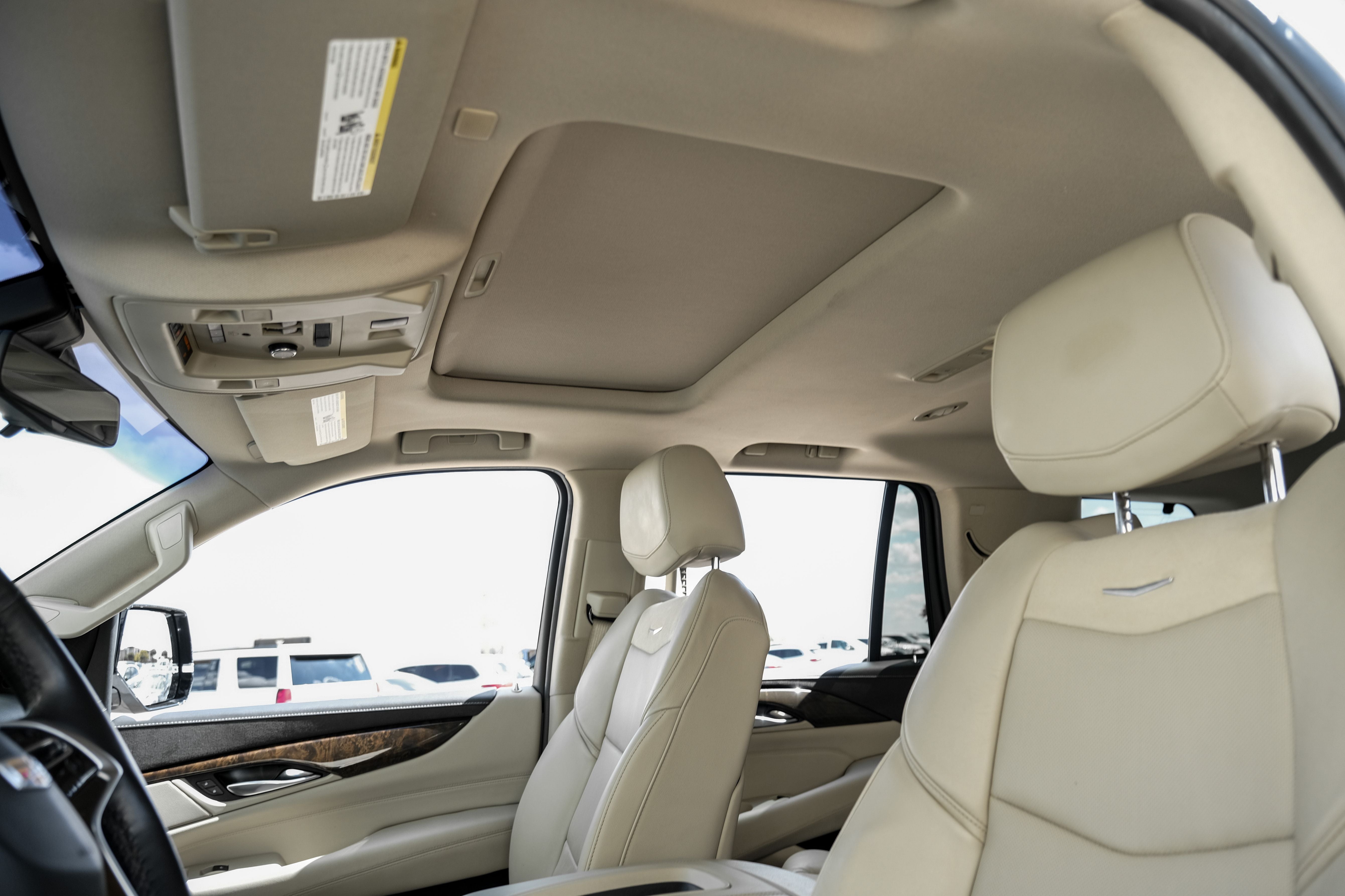 2018 Cadillac Escalade Luxury