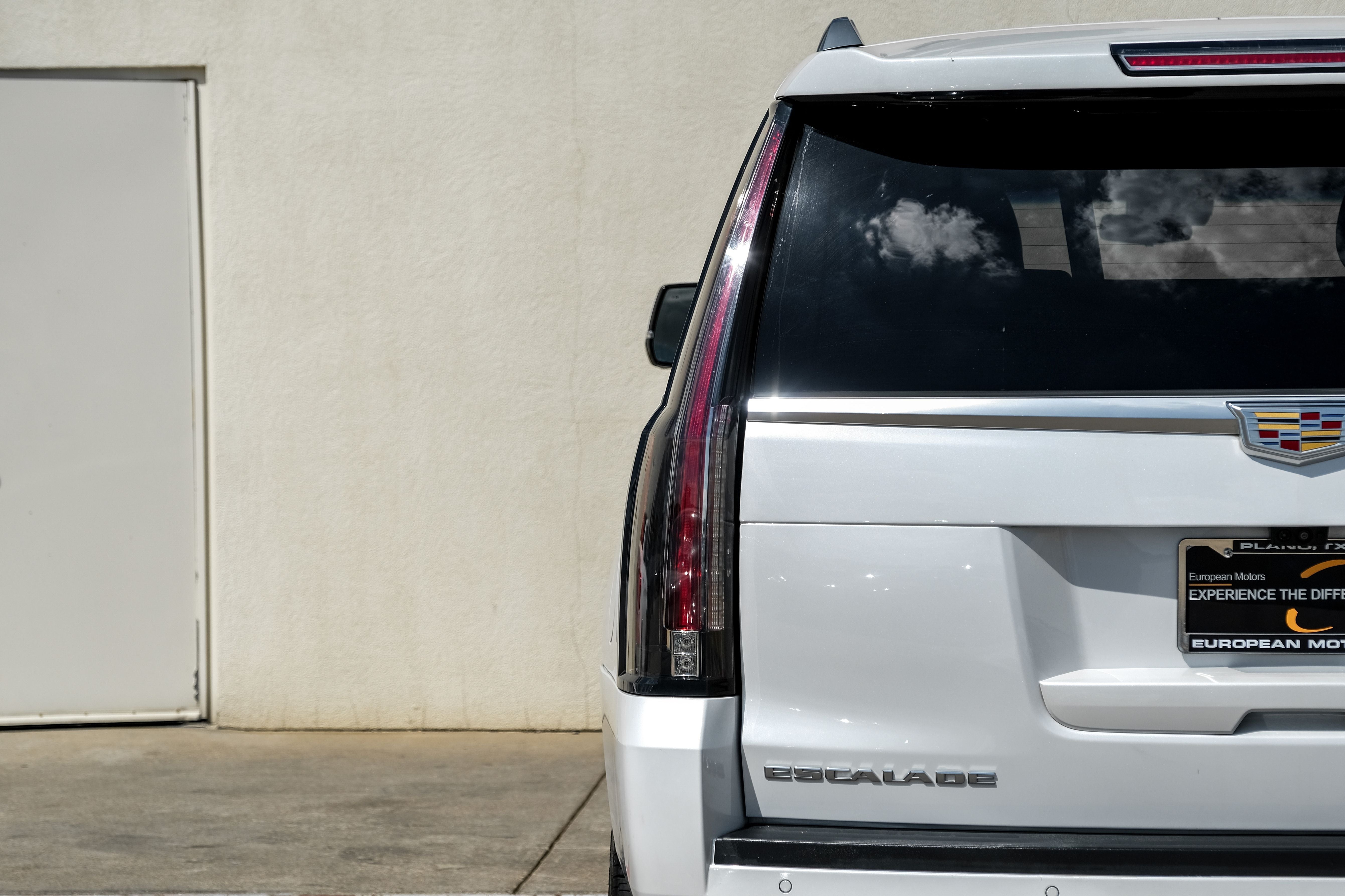 2018 Cadillac Escalade Luxury