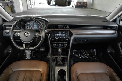 2022 Volkswagen Passat 2.0T Limited Edition