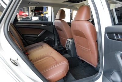2022 Volkswagen Passat 2.0T Limited Edition