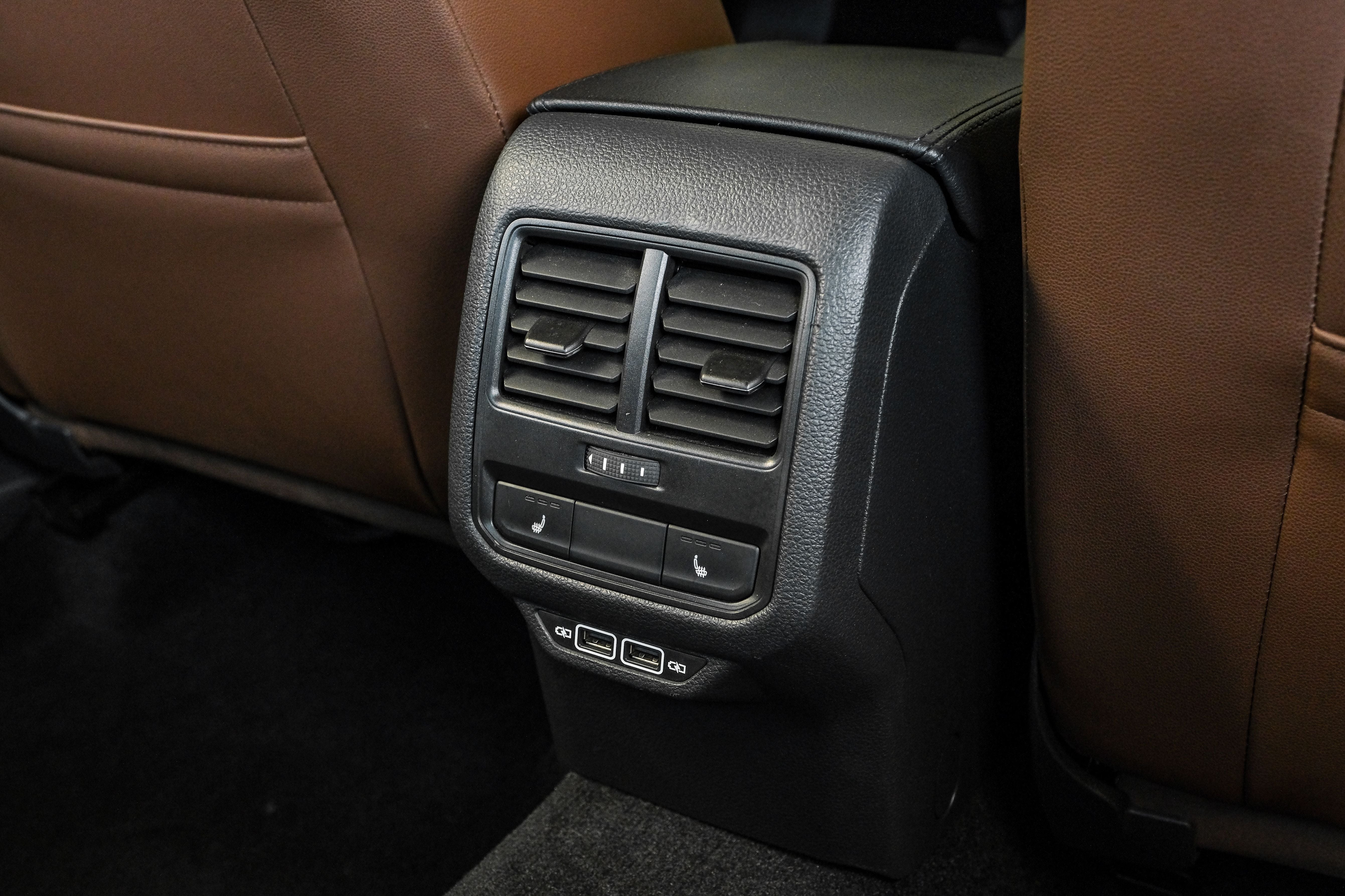 2022 Volkswagen Passat 2.0T Limited Edition