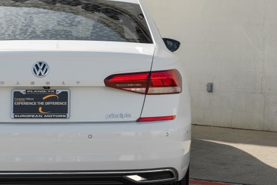 2022 Volkswagen Passat 2.0T Limited Edition
