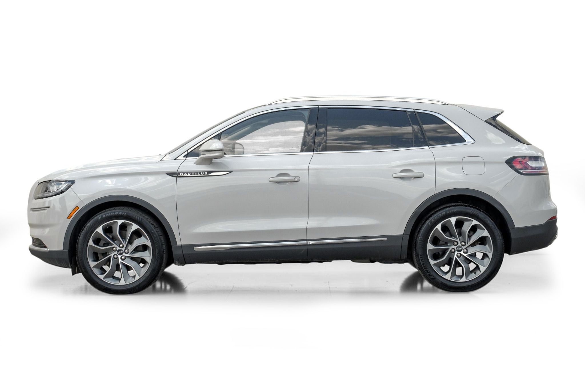 2021 Lincoln Nautilus Reserve