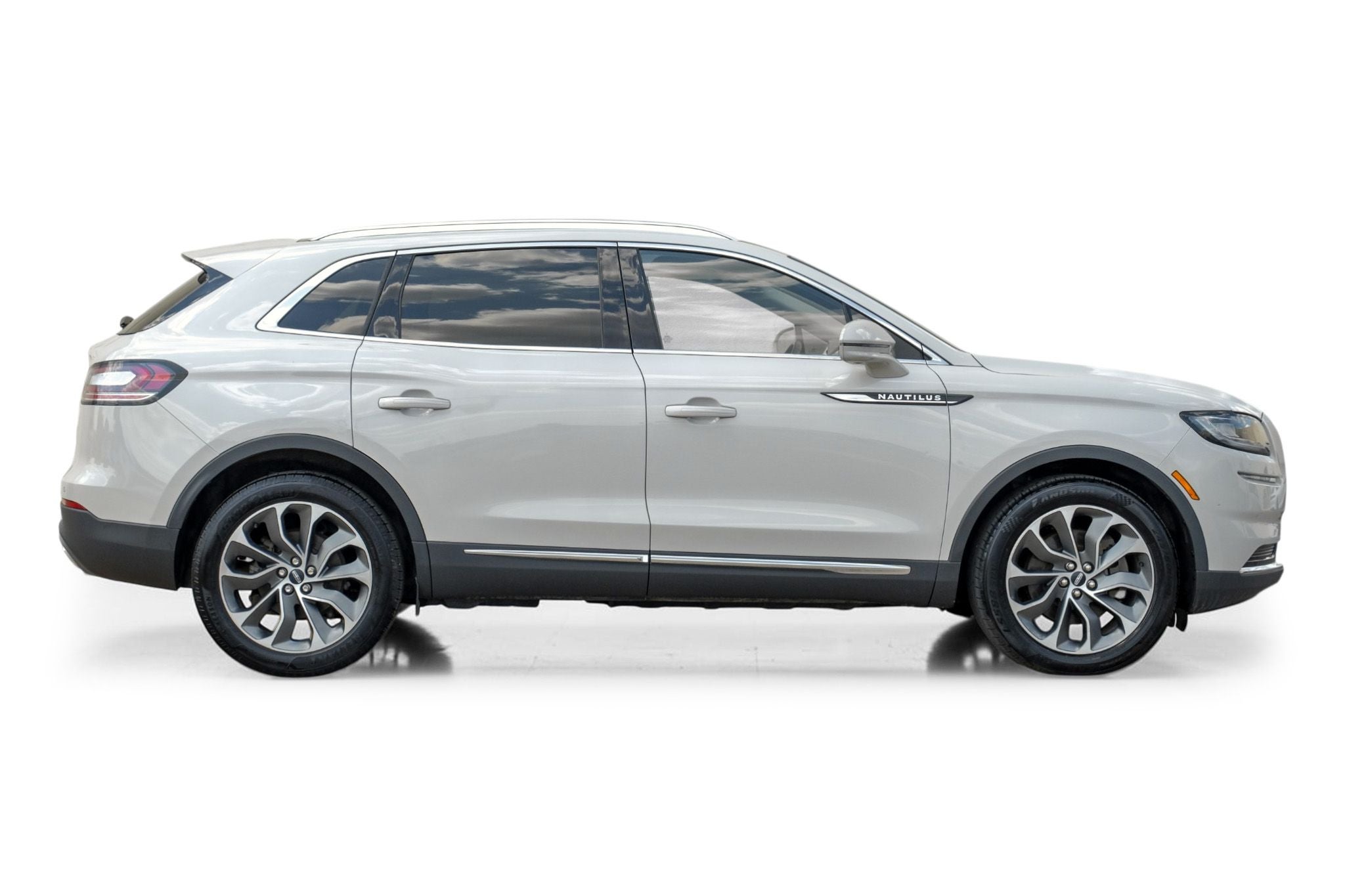 2021 Lincoln Nautilus Reserve