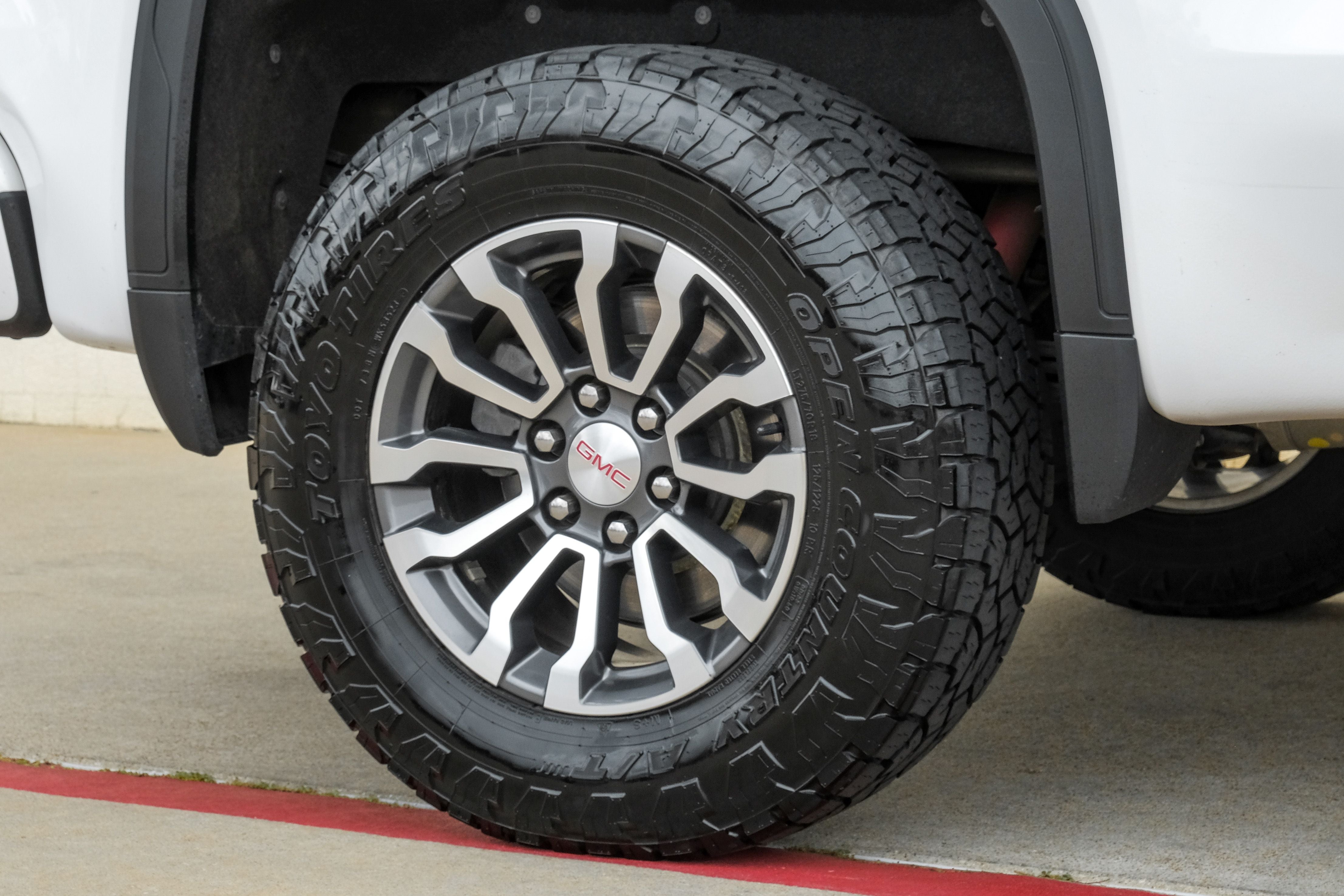 2021 GMC Sierra 1500 AT4