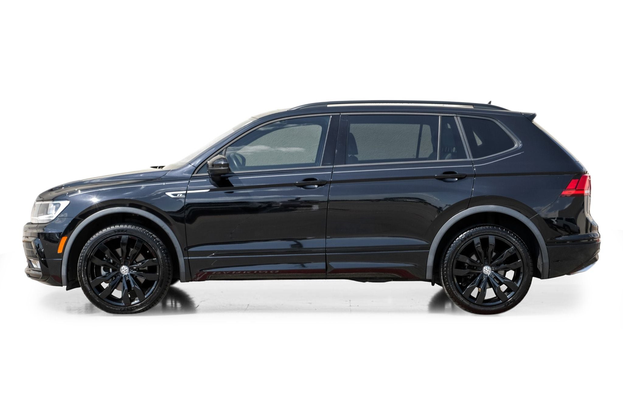 2021 Volkswagen Tiguan 2.0T SE R-Line Black