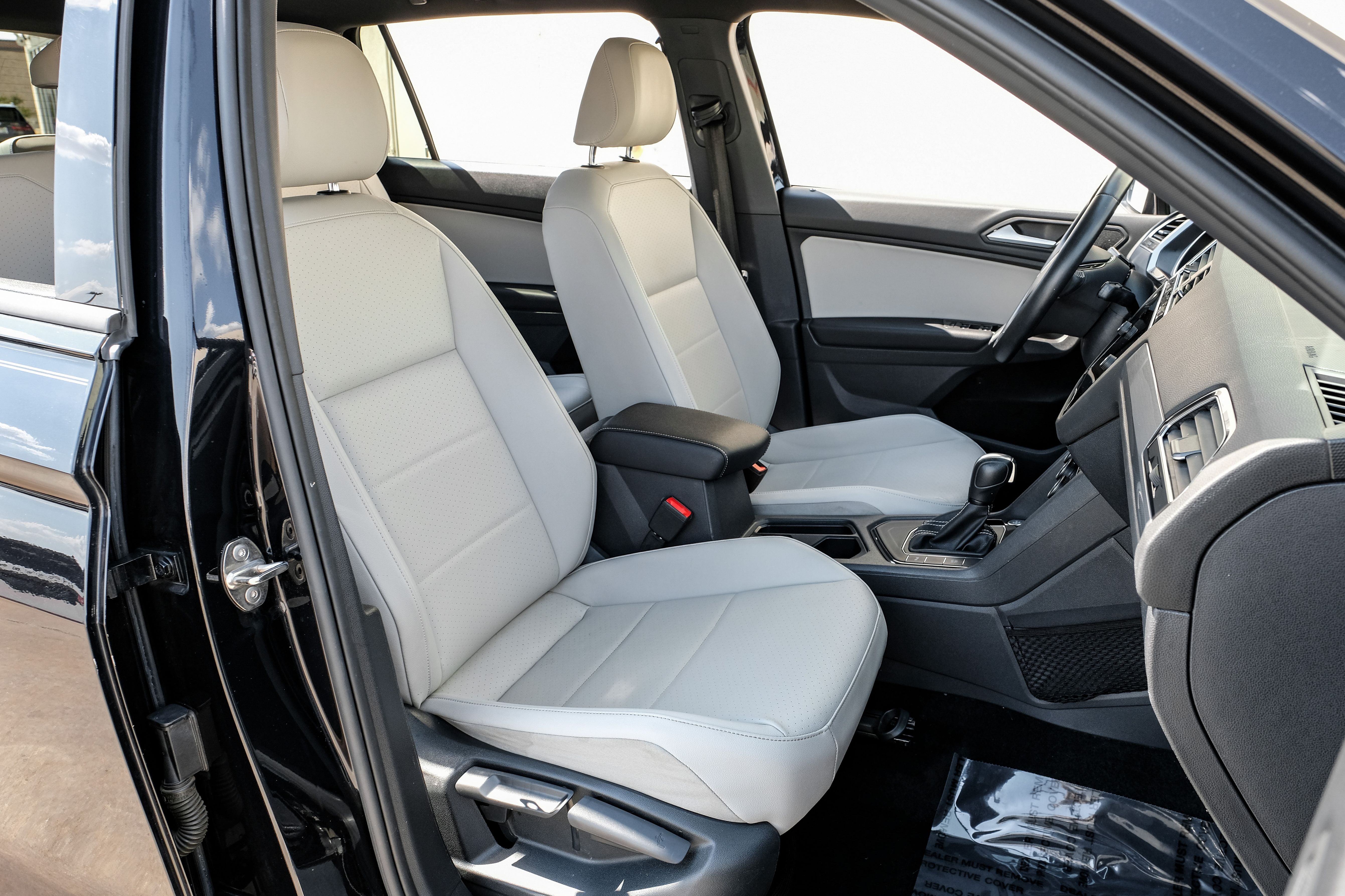 2021 Volkswagen Tiguan 2.0T SE R-Line Black