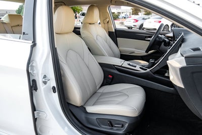 2021 Toyota Avalon XLE