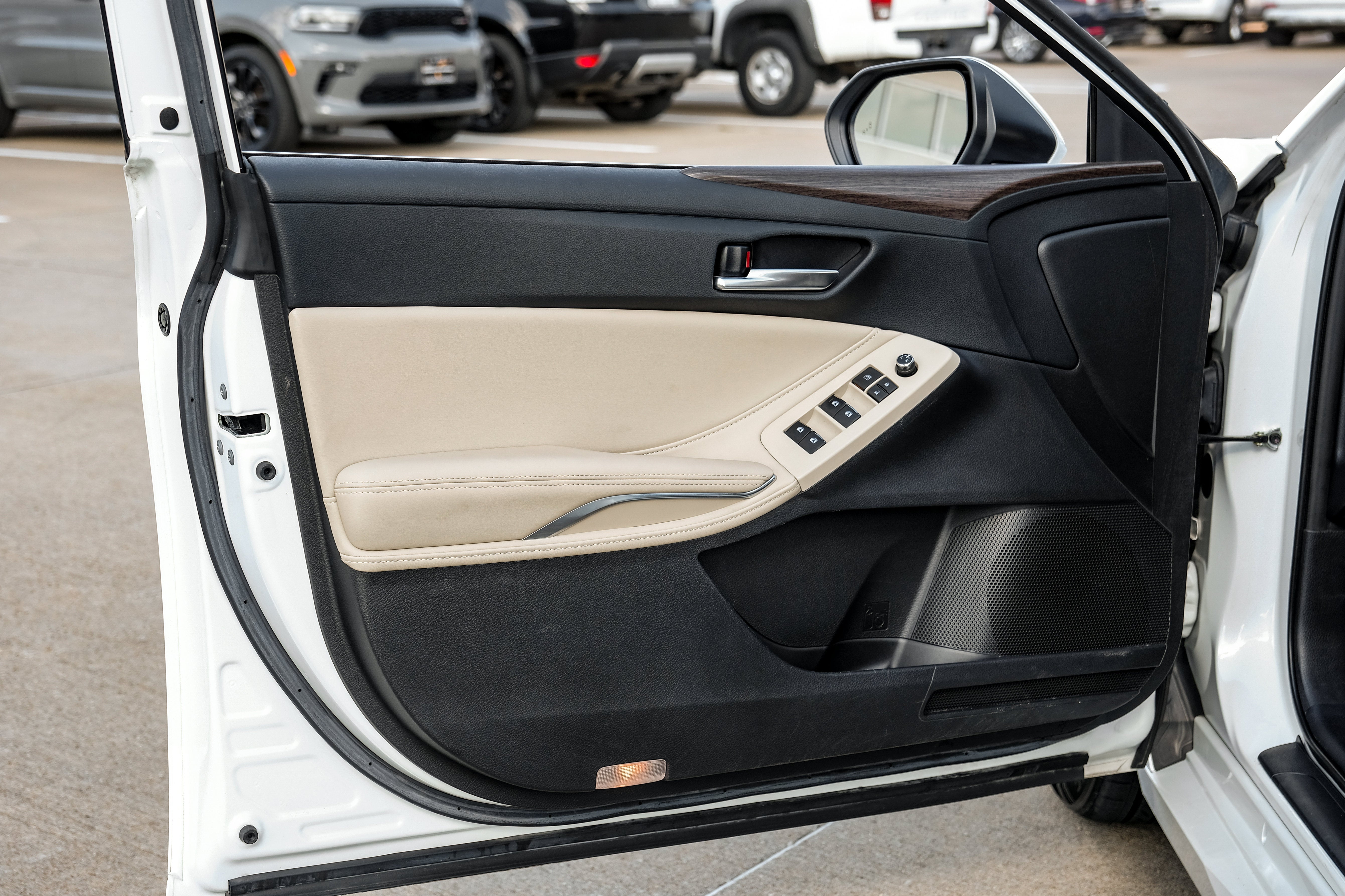 2021 Toyota Avalon XLE