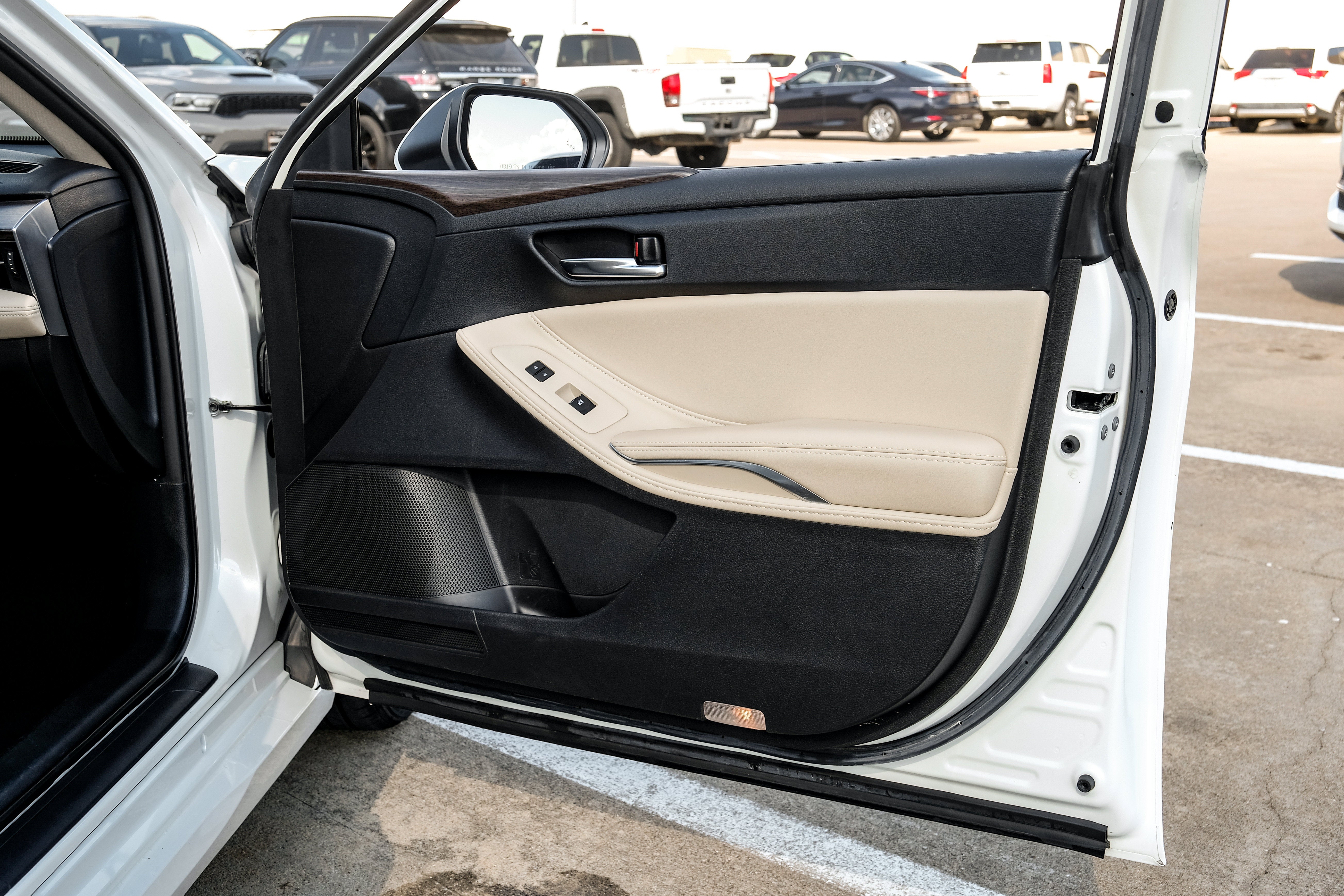 2021 Toyota Avalon XLE