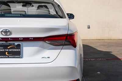 2021 Toyota Avalon XLE