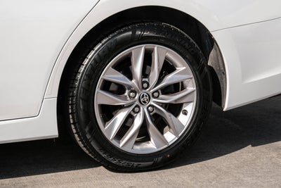 2021 Toyota Avalon XLE