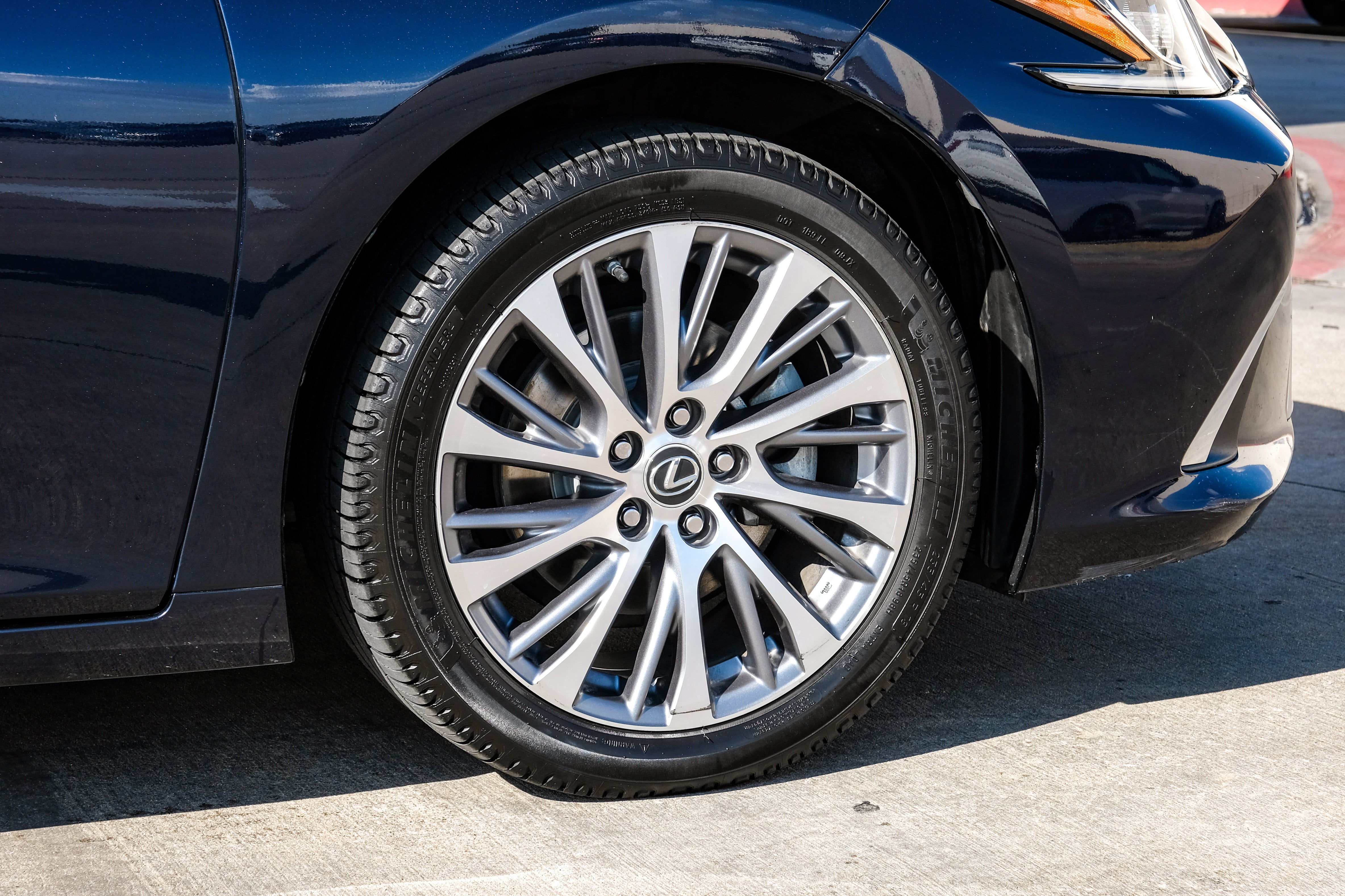 2019 Lexus ES 350