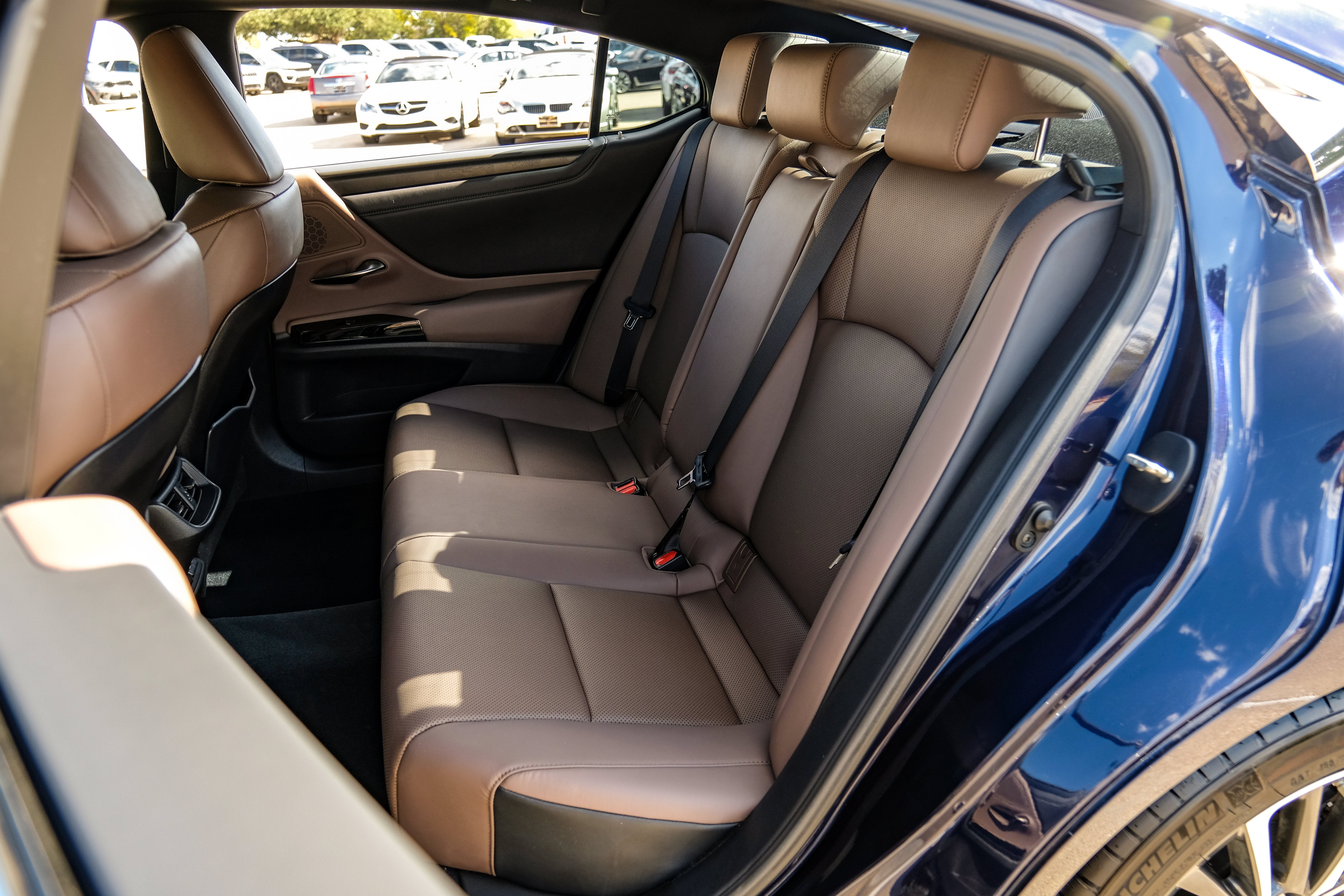 2023 Lexus ES 350