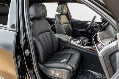 2021 BMW X7 M50i