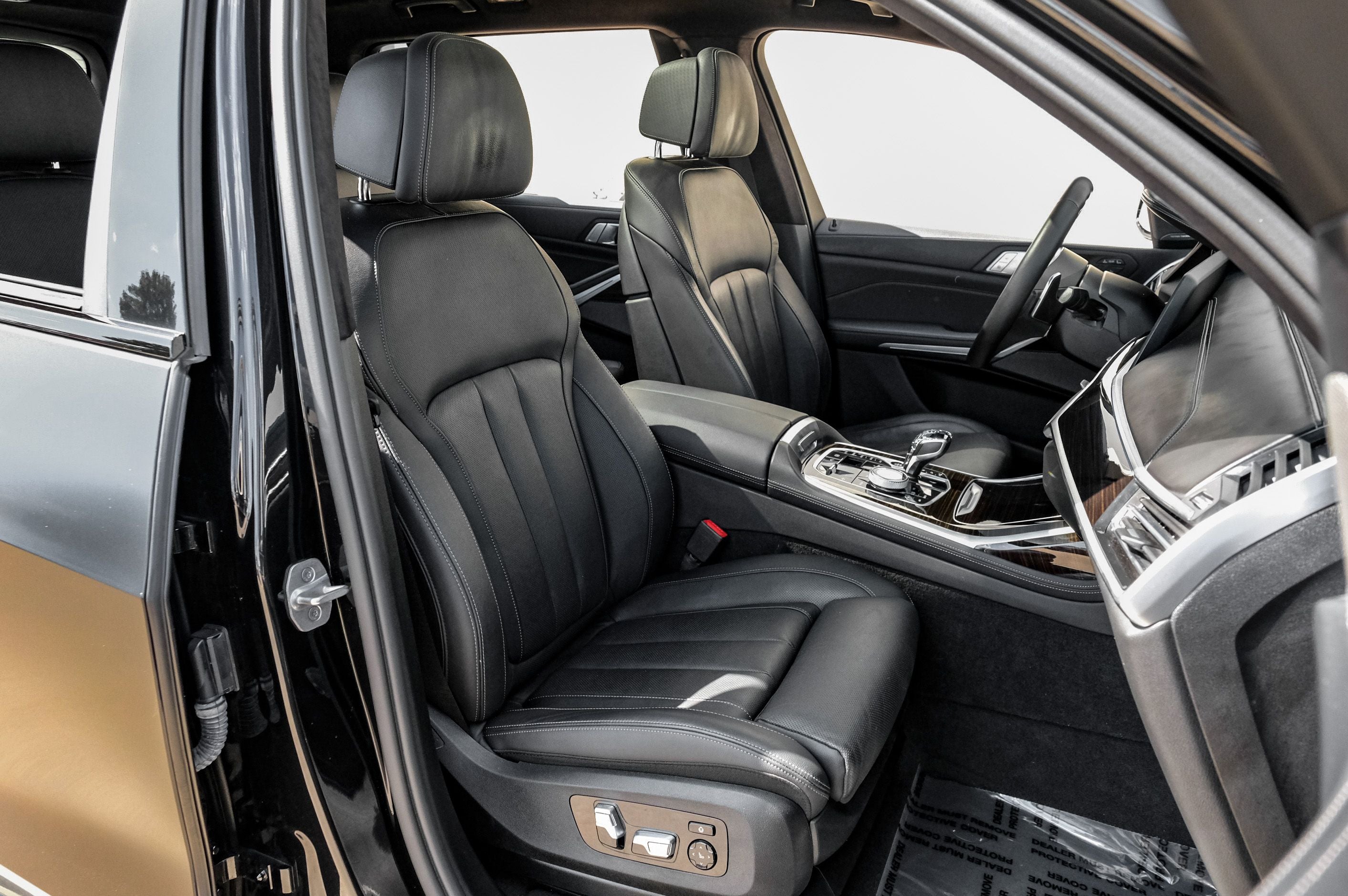 2021 BMW X7 M50i
