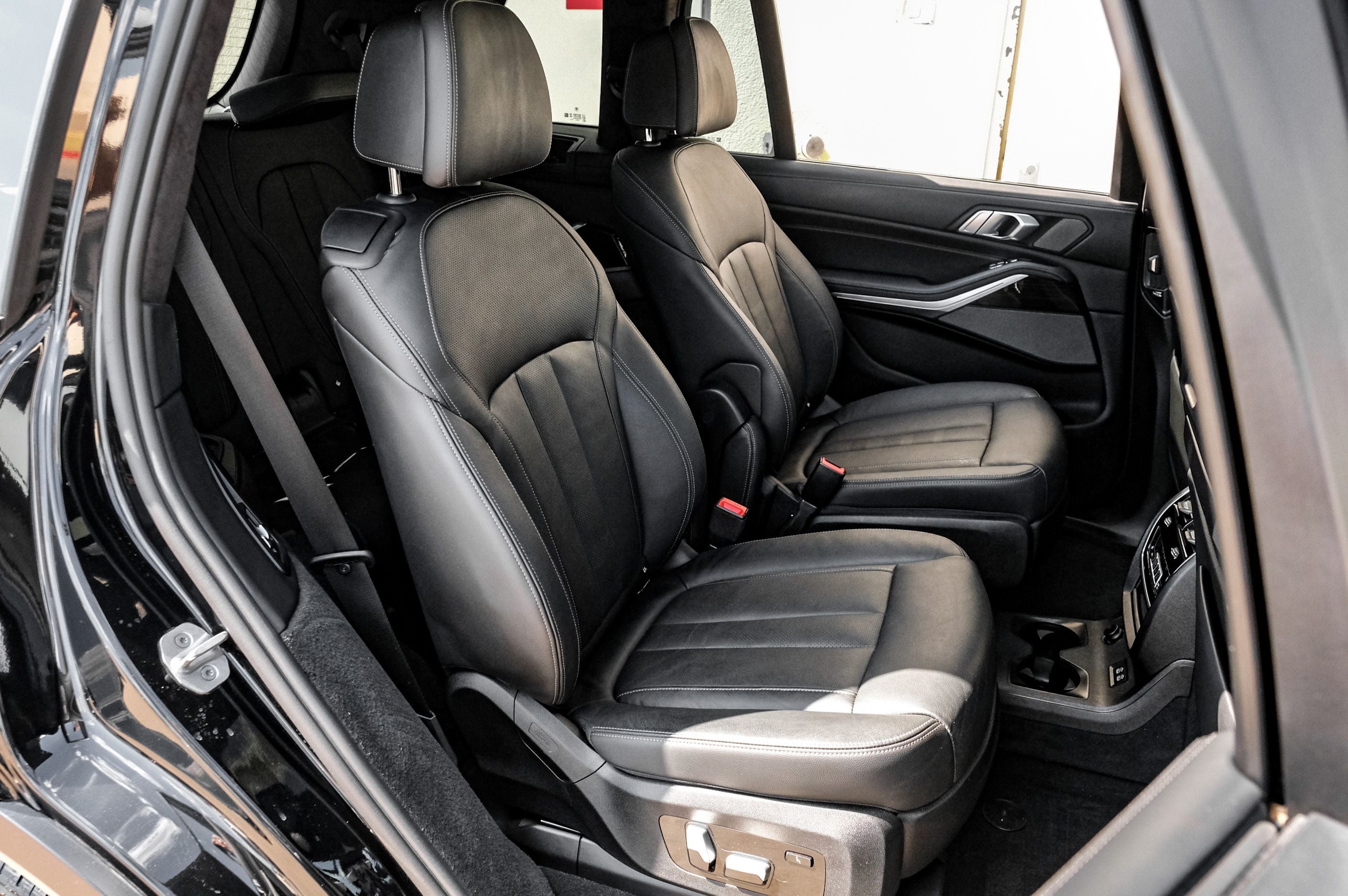 2021 BMW X7 M50i