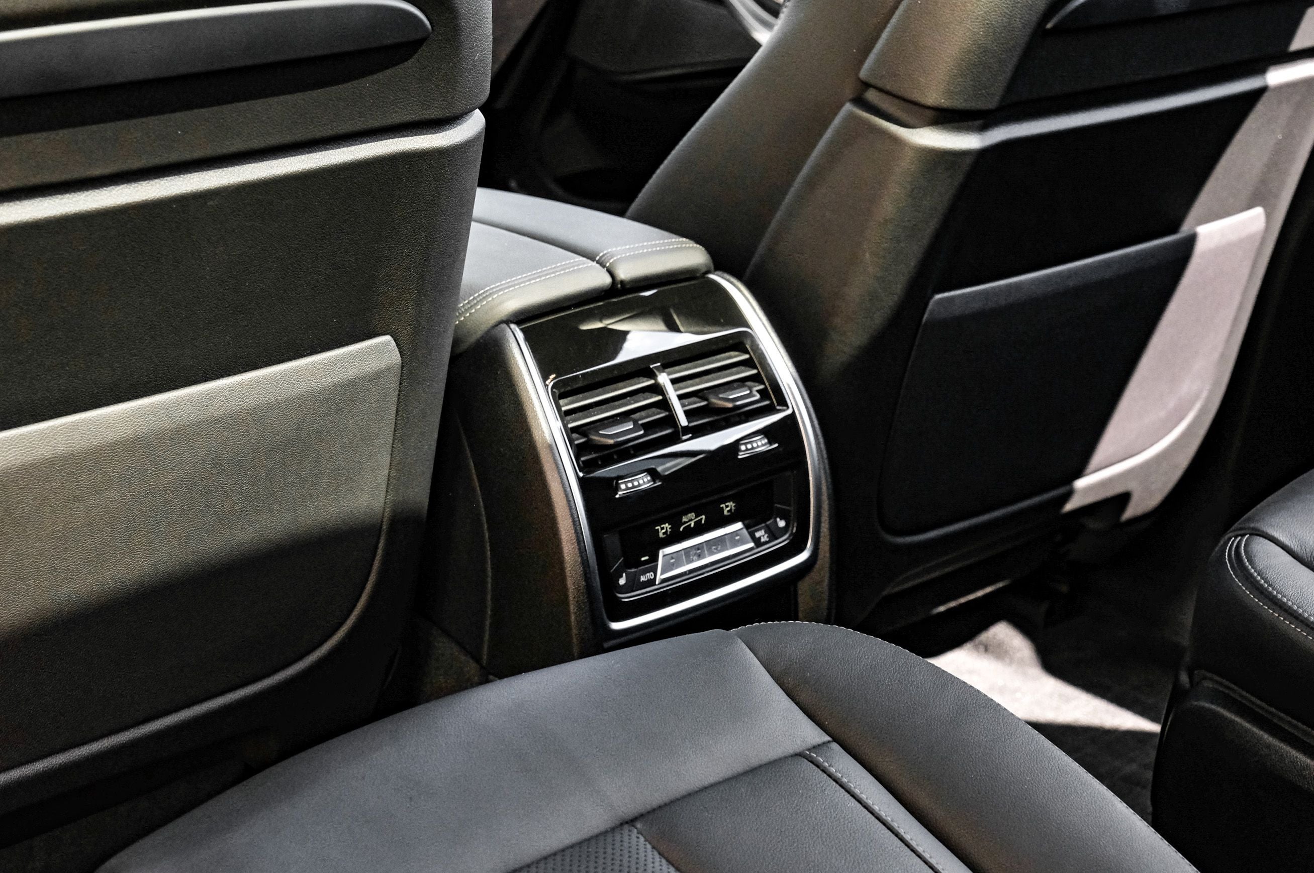 2021 BMW X7 M50i