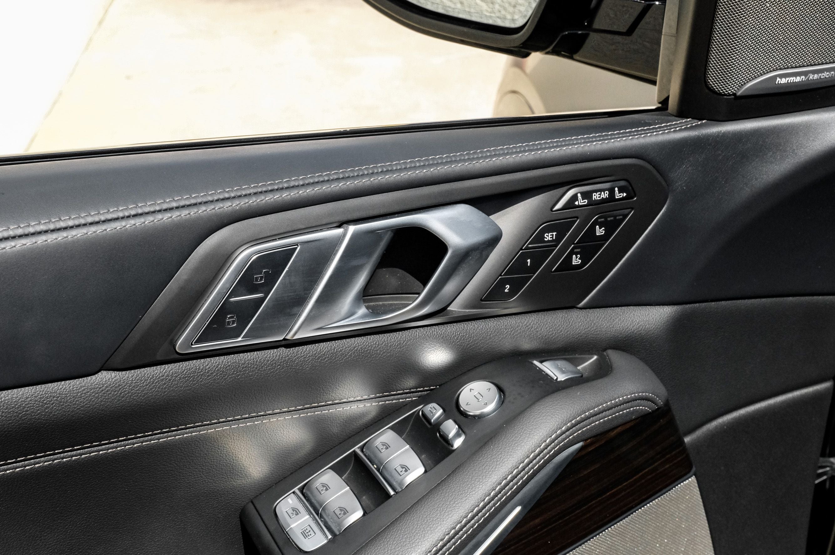 2021 BMW X7 M50i