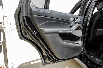 2021 BMW X7 M50i